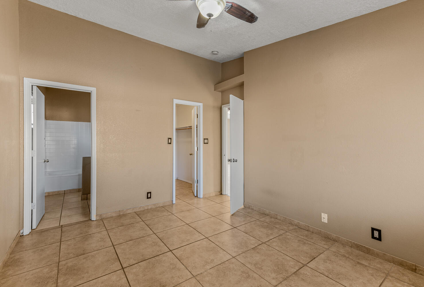 1309 QUARTZ Drive SW