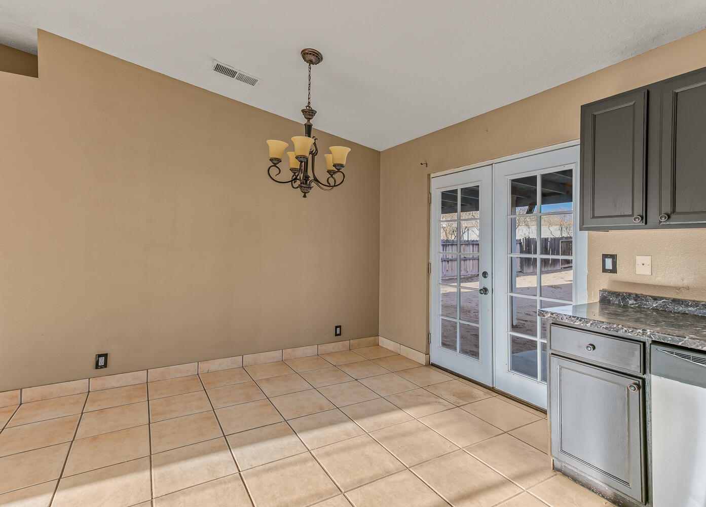1309 QUARTZ Drive SW