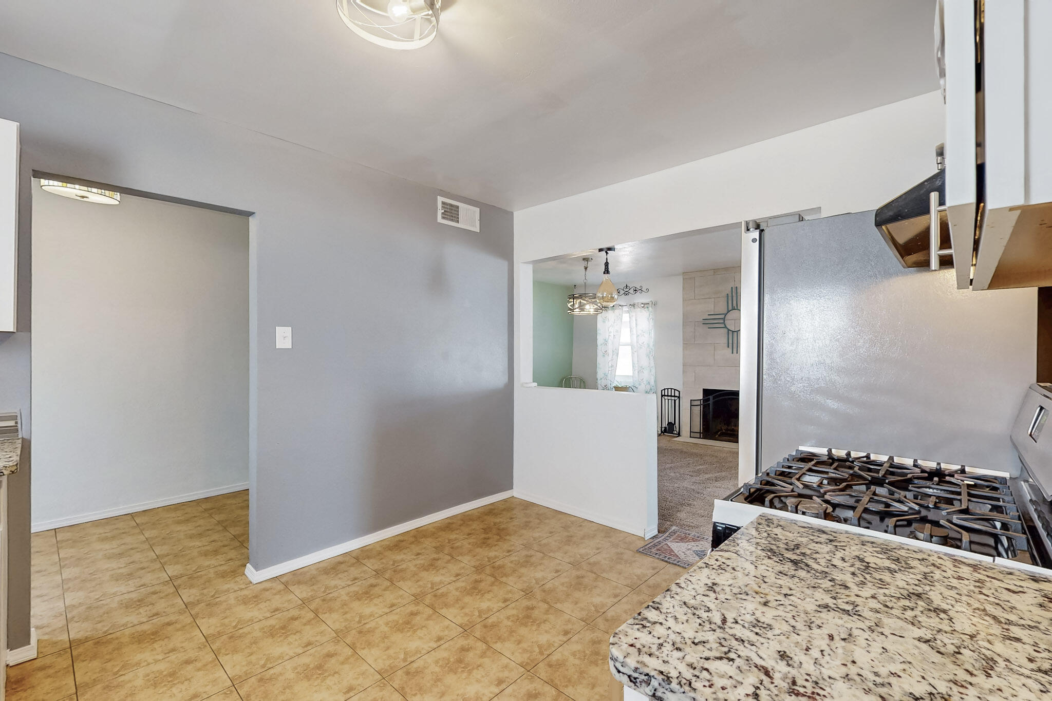 2800 TEXAS Street NE