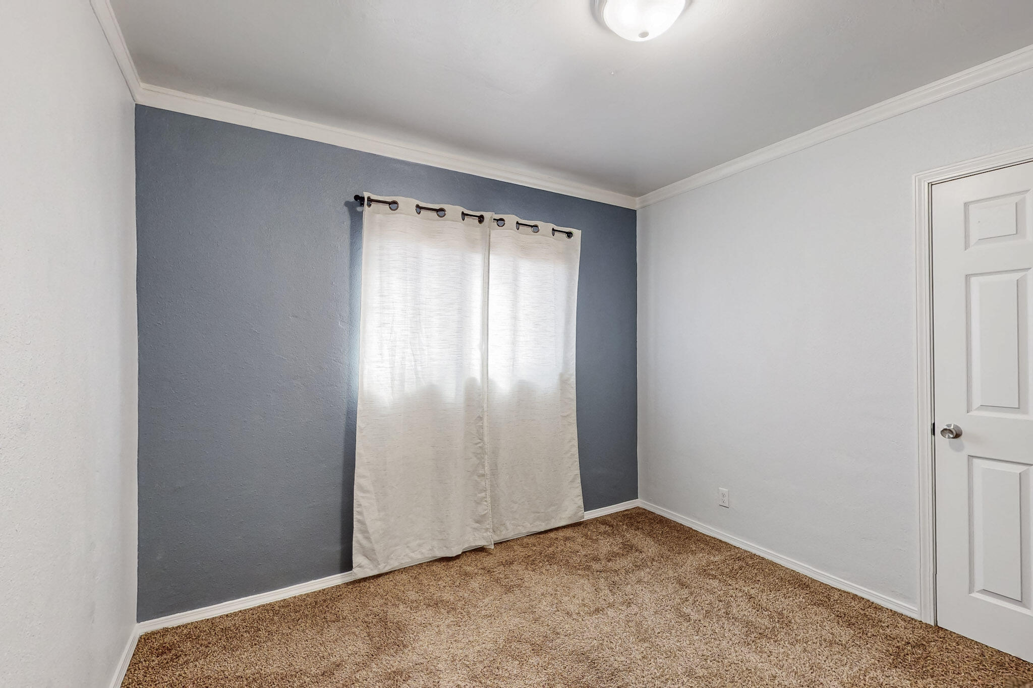 2800 TEXAS Street NE