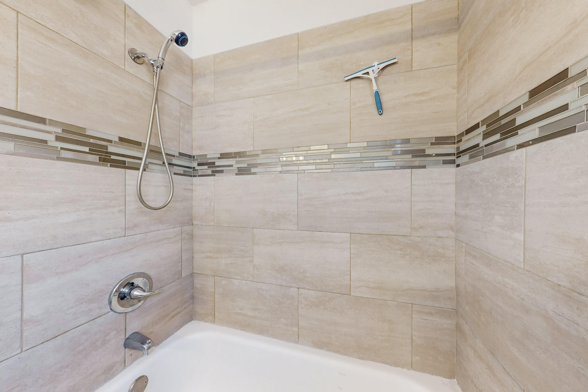 2800 TEXAS Street NE