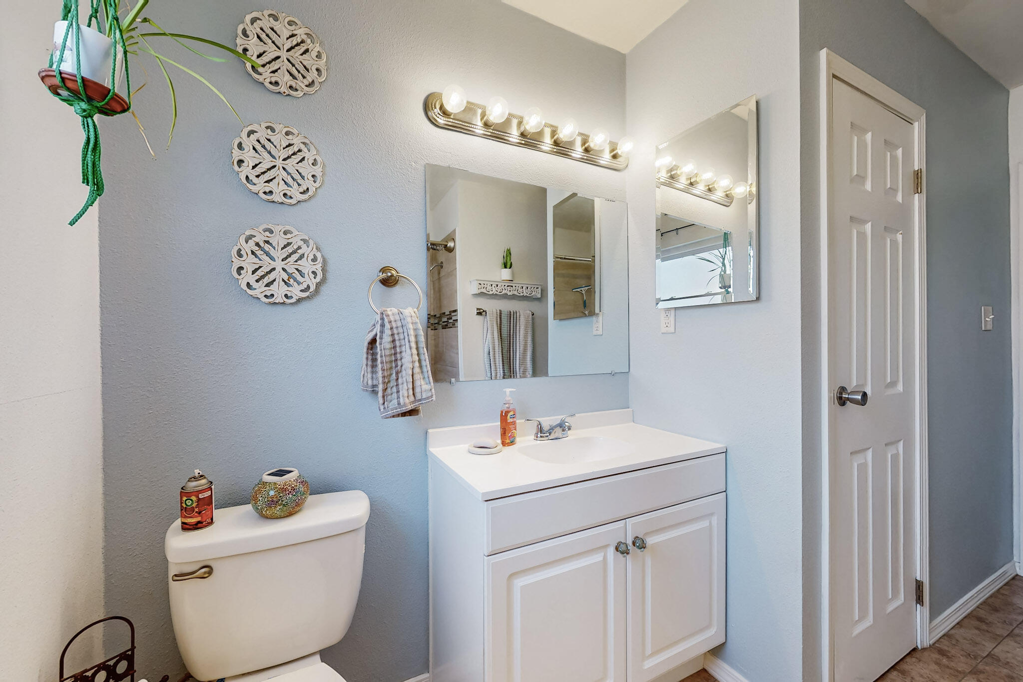 2800 TEXAS Street NE