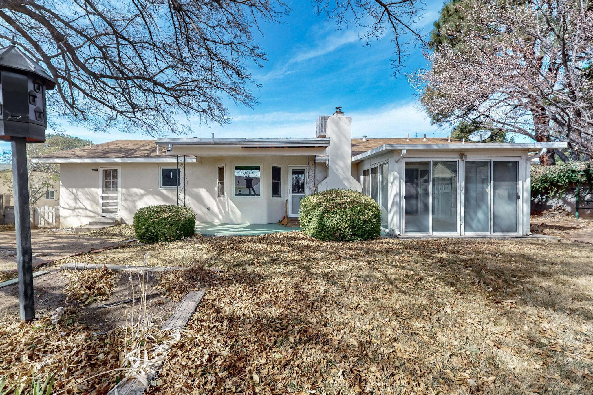 6224 JEFFERY Avenue NE