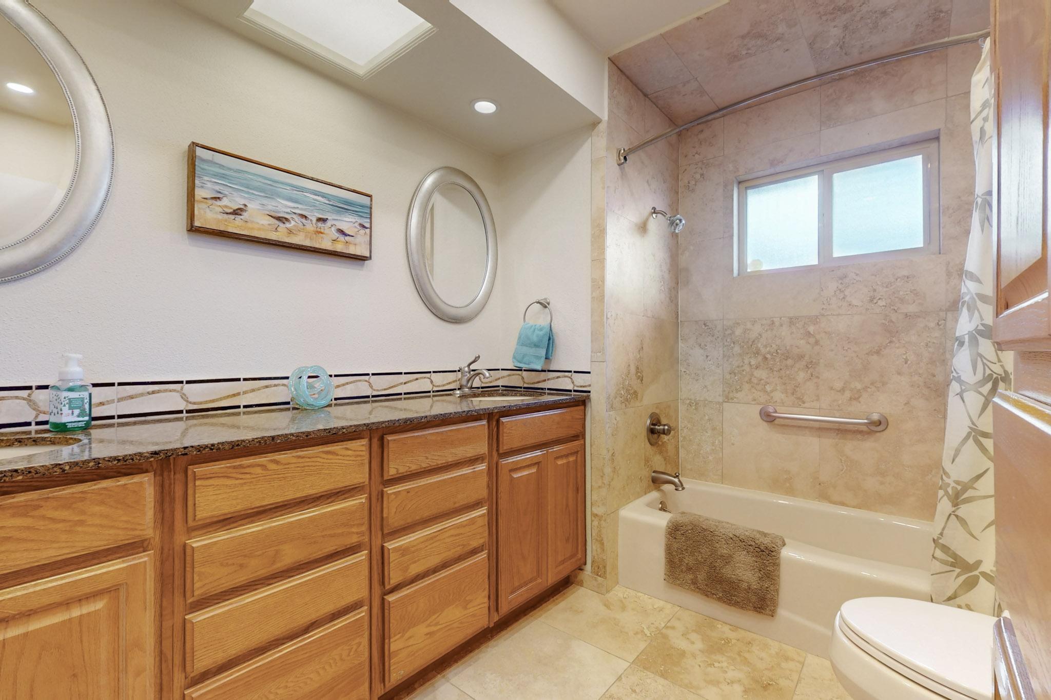 6428 CRANBROOK Street NE