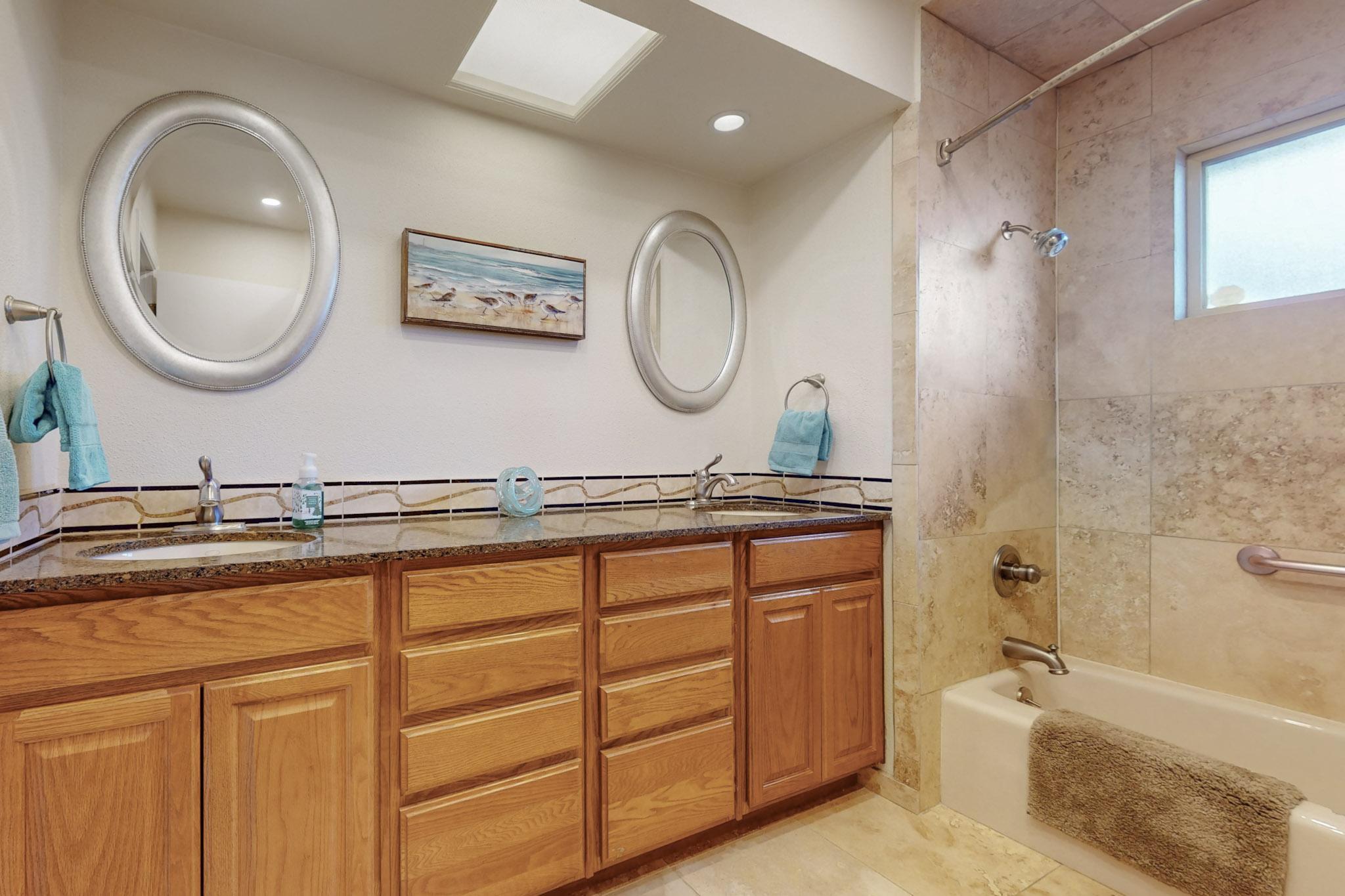 6428 CRANBROOK Street NE