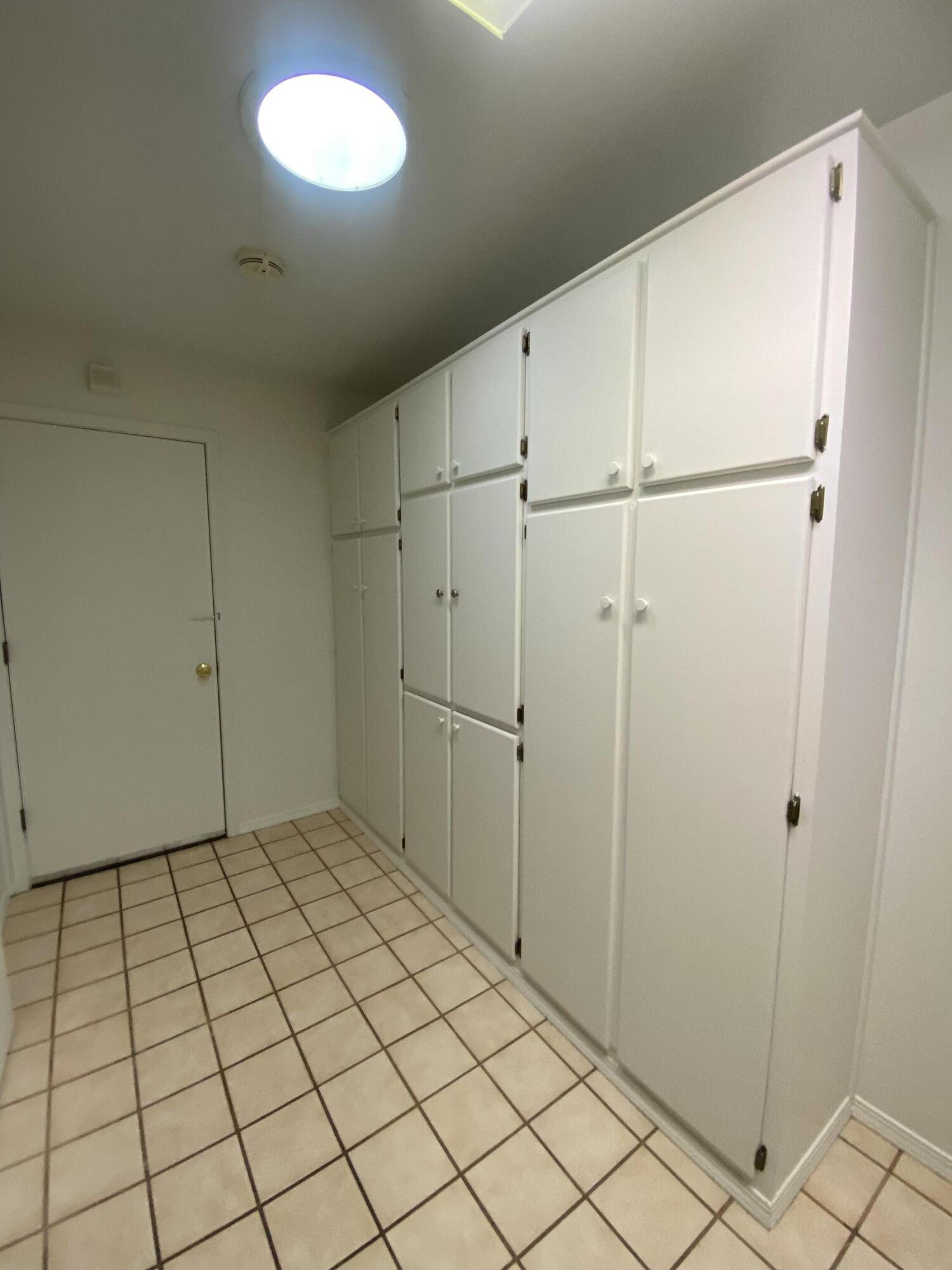 6428 CRANBROOK Street NE