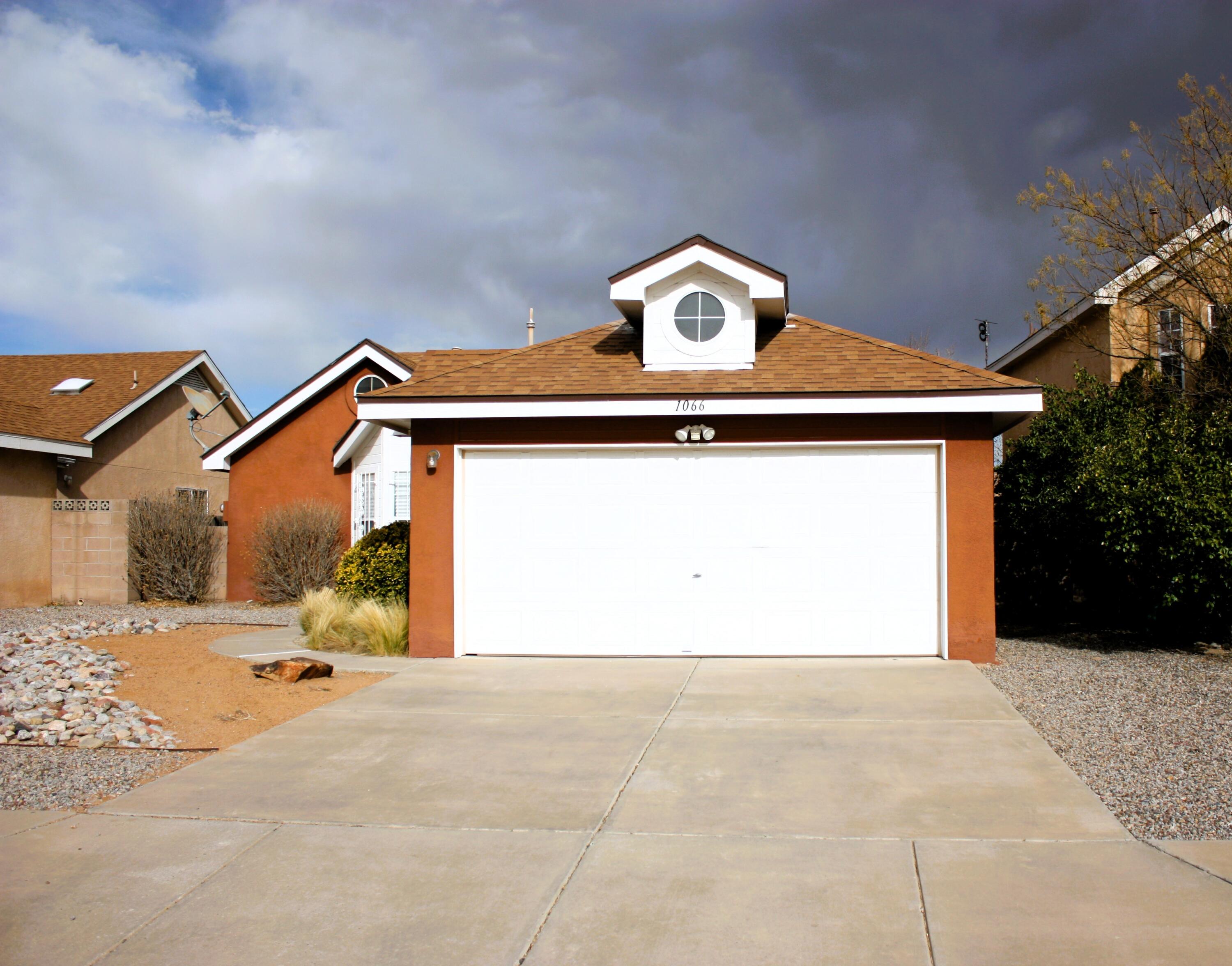 1066 AVENIDA LAS VISTAS NW