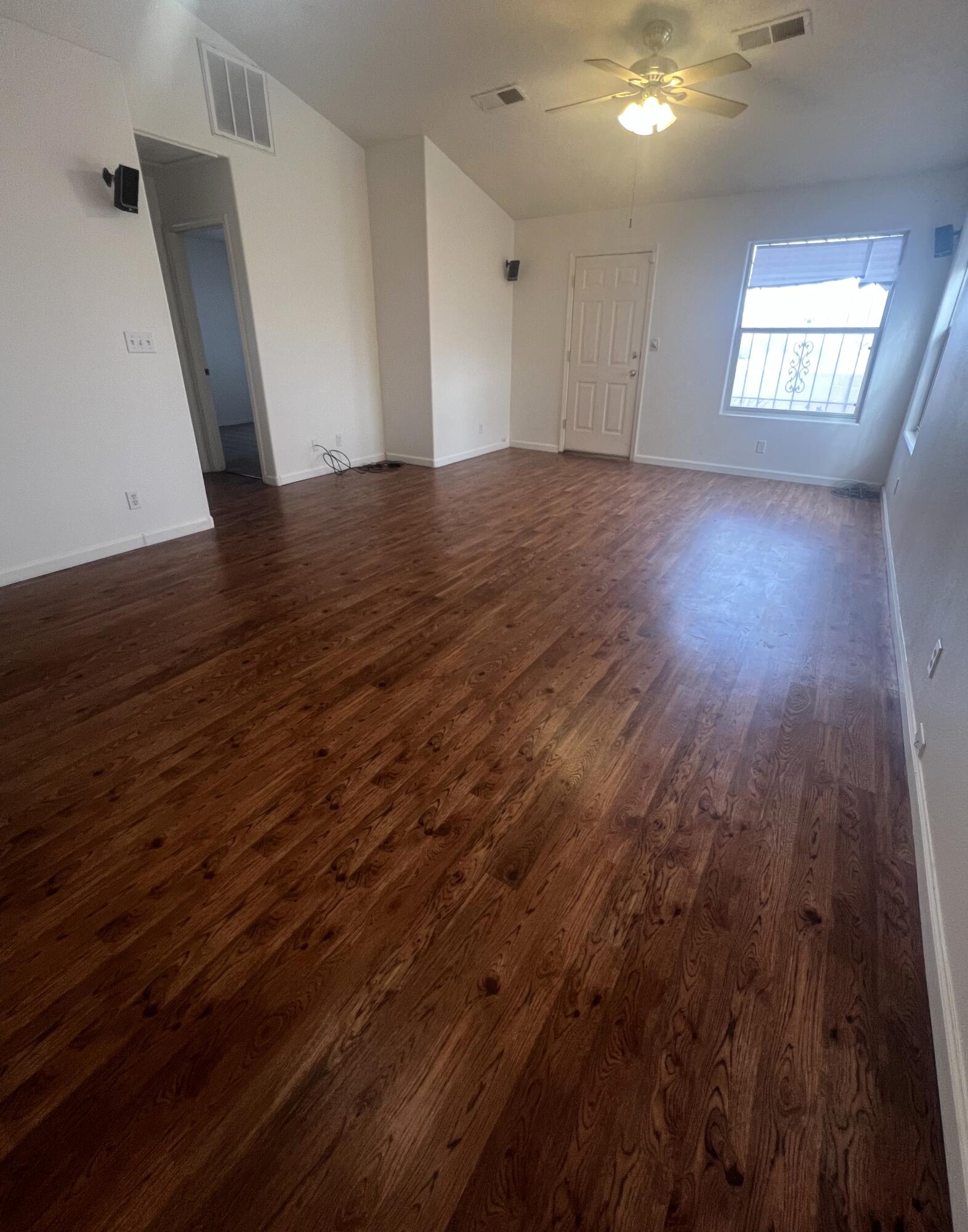 1066 AVENIDA LAS VISTAS NW