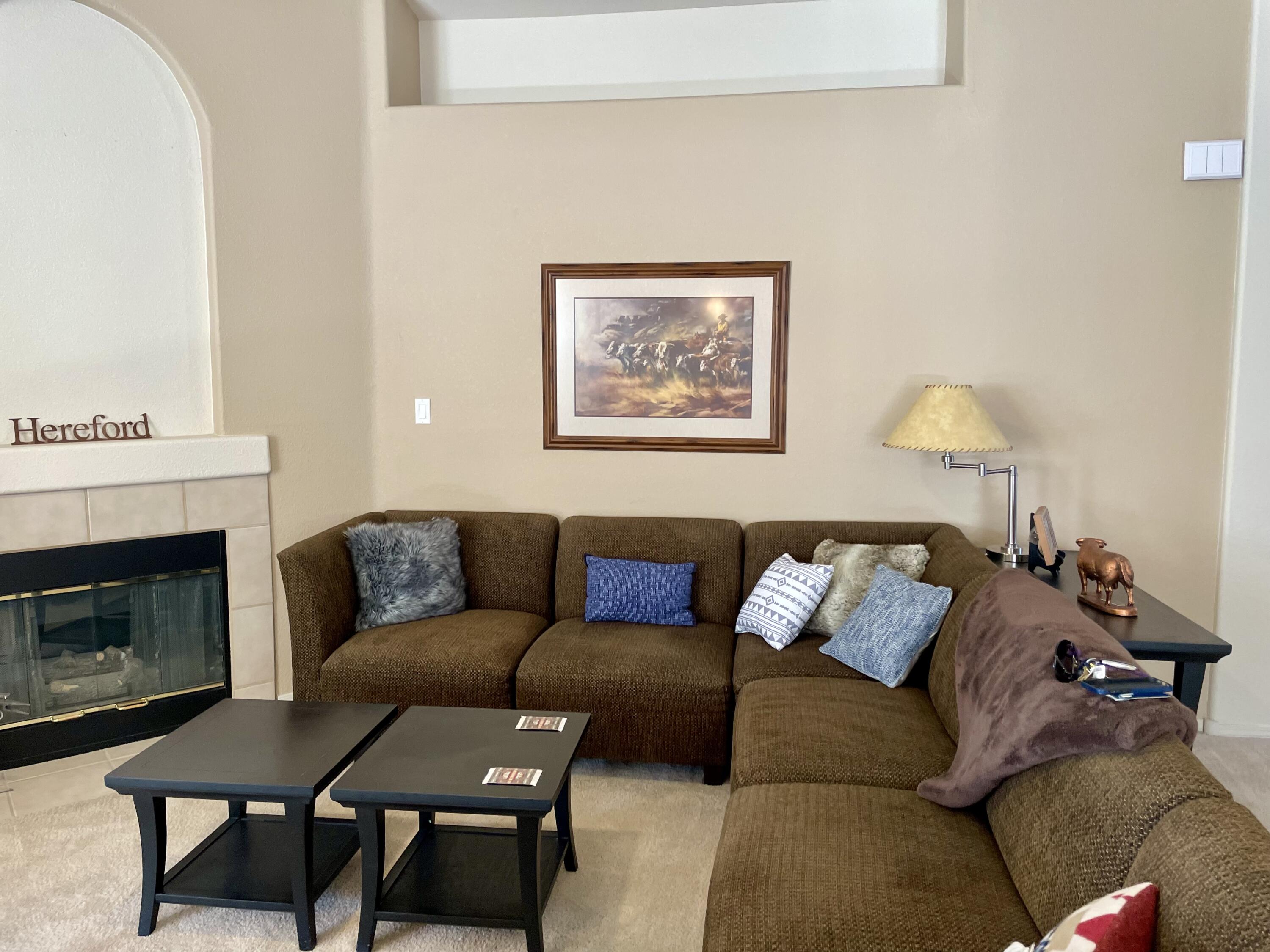 10235 CALLE DICHOSO Court NW