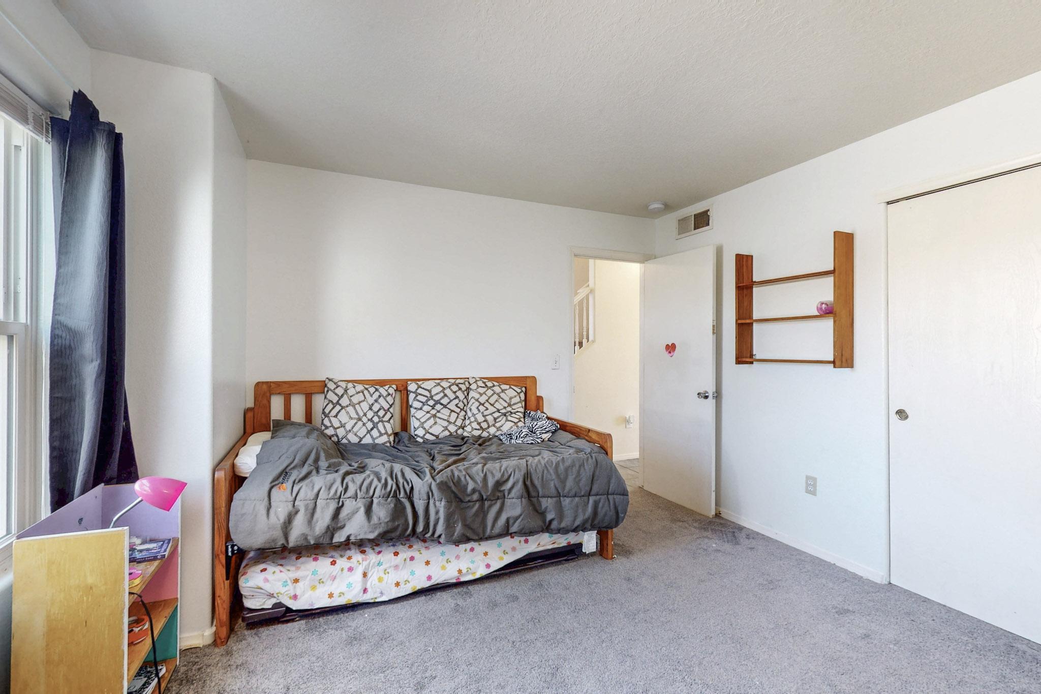1601 AVENIDA DE PAZ NW