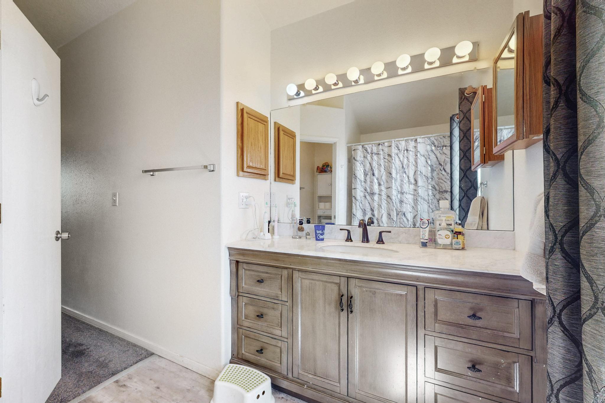1601 AVENIDA DE PAZ NW