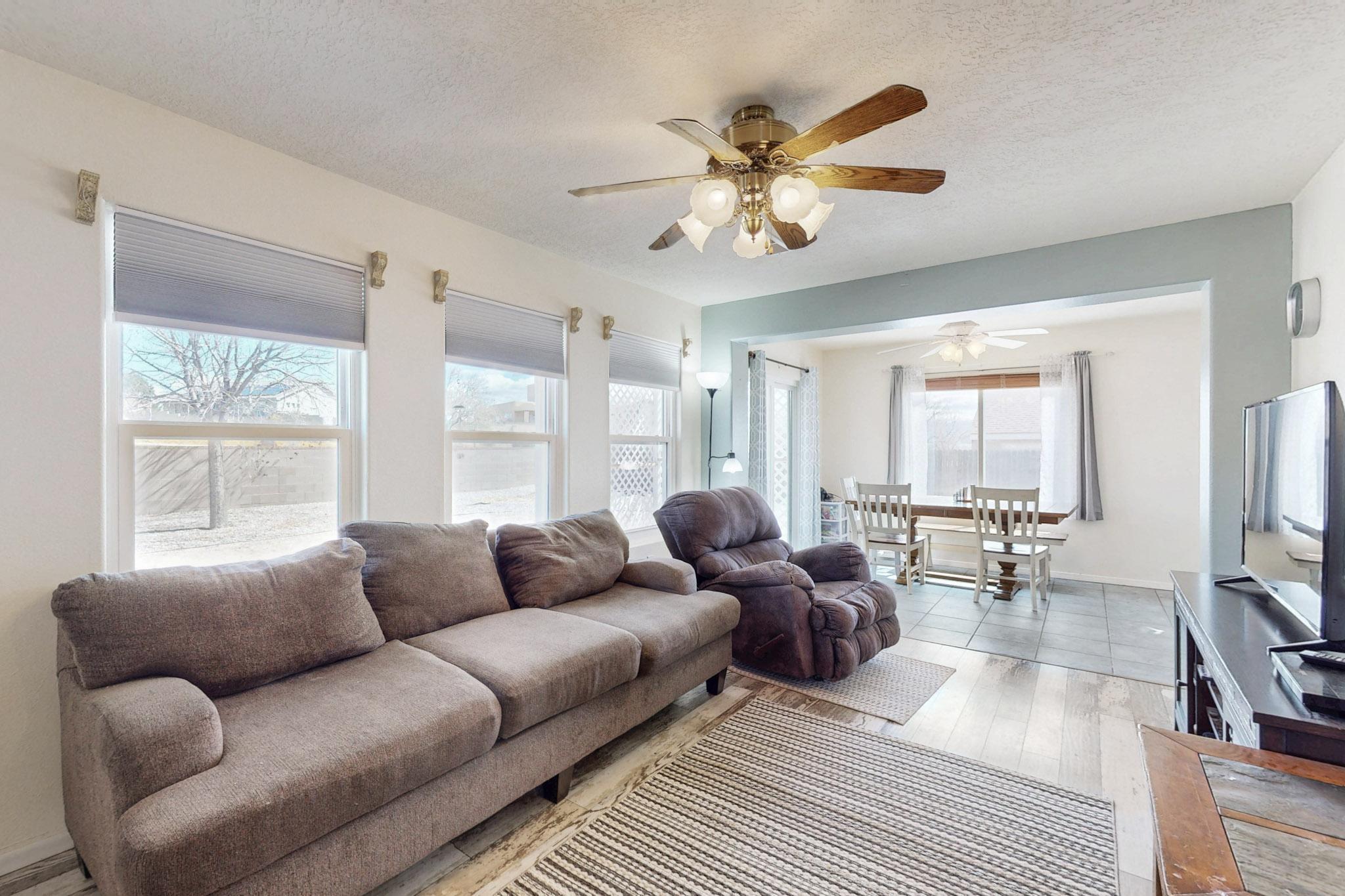 1601 AVENIDA DE PAZ NW