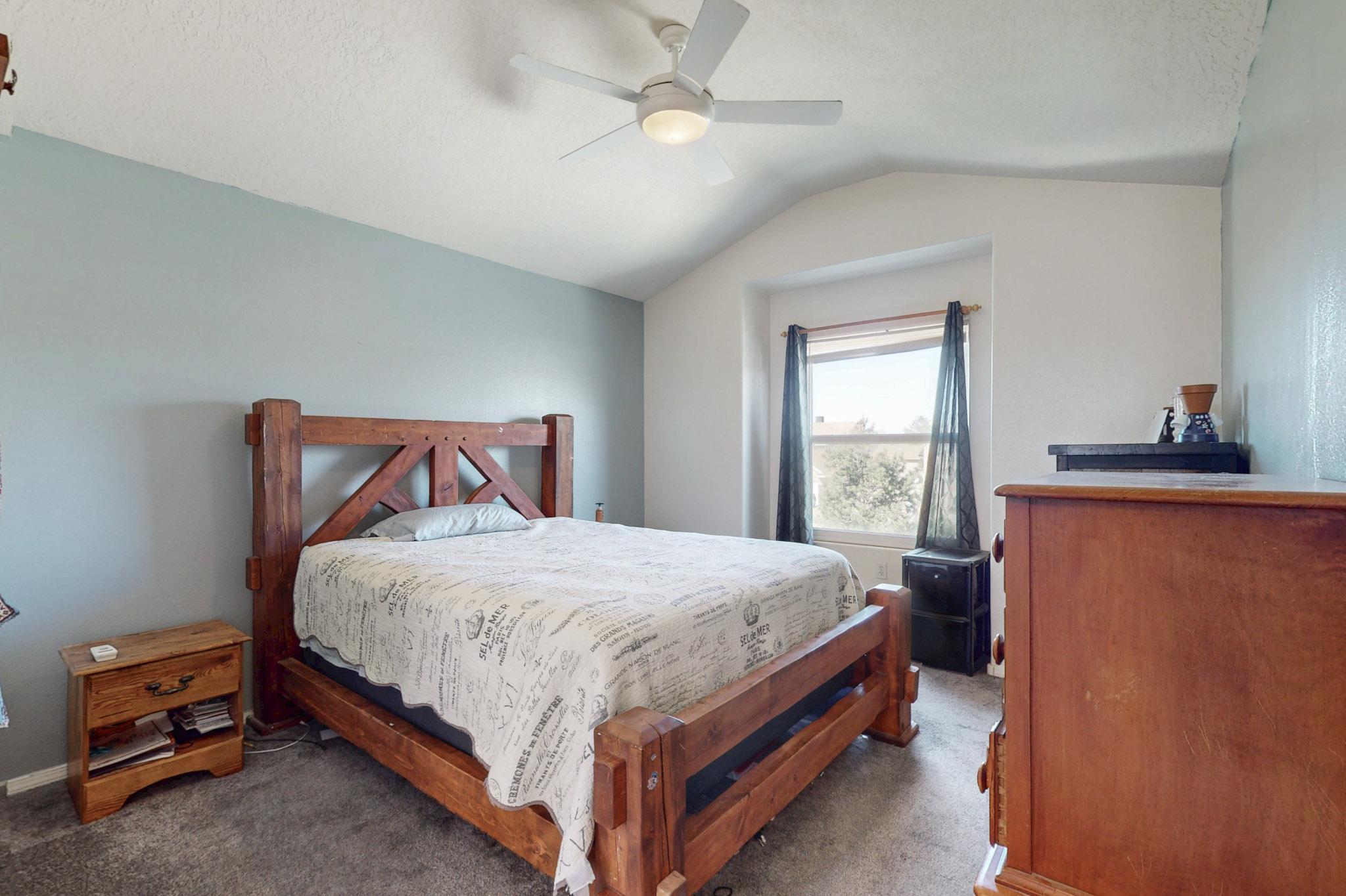 1601 AVENIDA DE PAZ NW