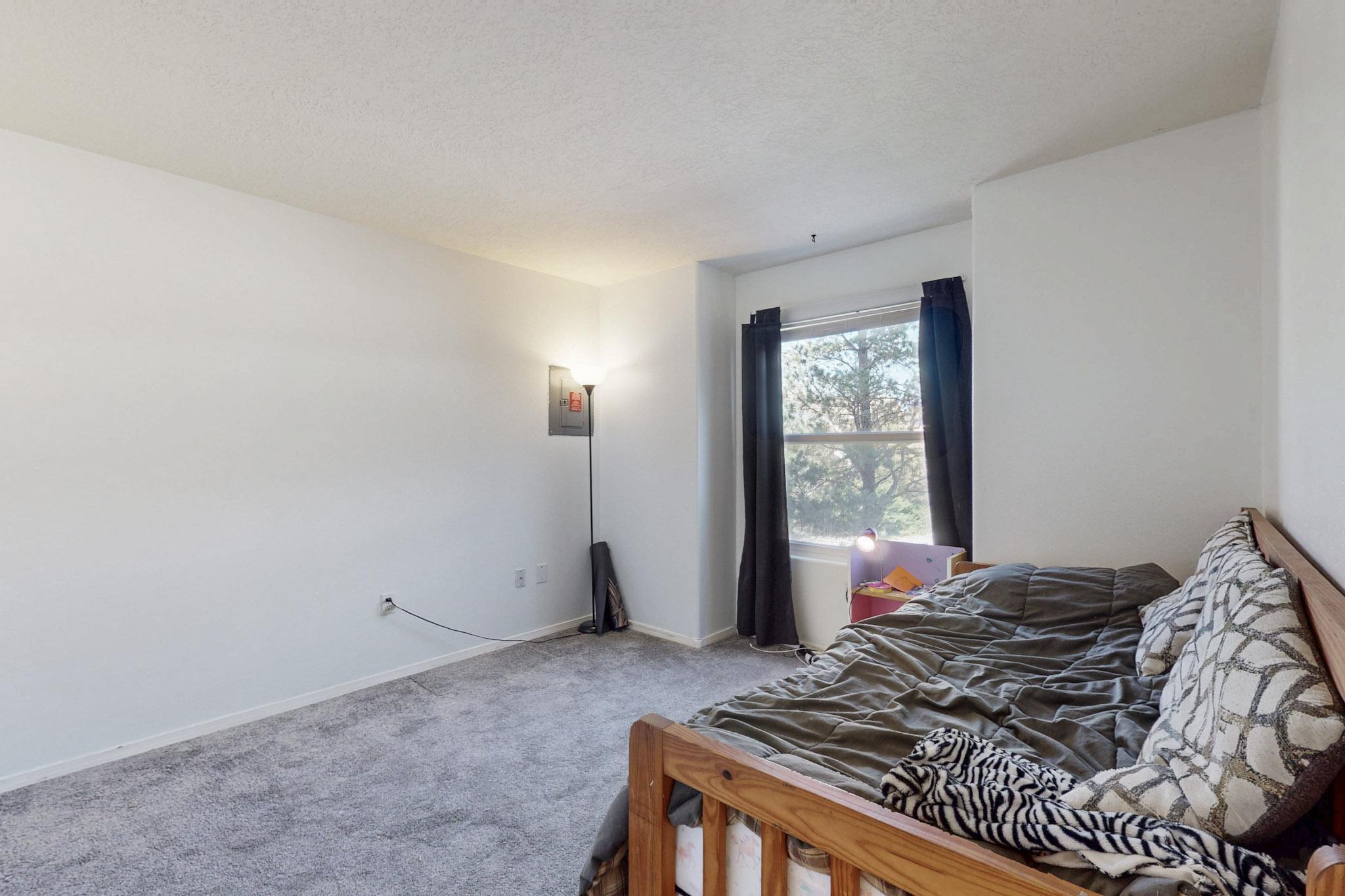 1601 AVENIDA DE PAZ NW