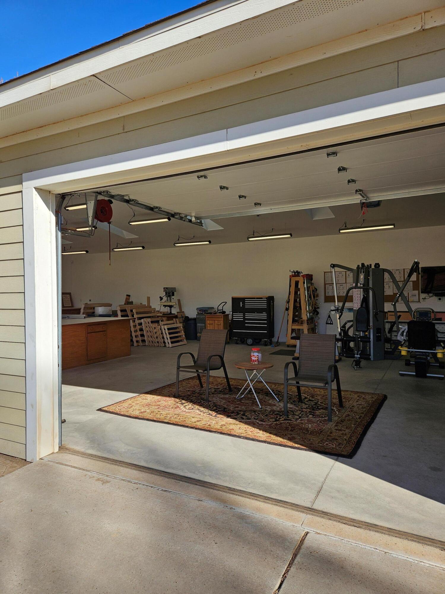 1025 Green Acres Lane