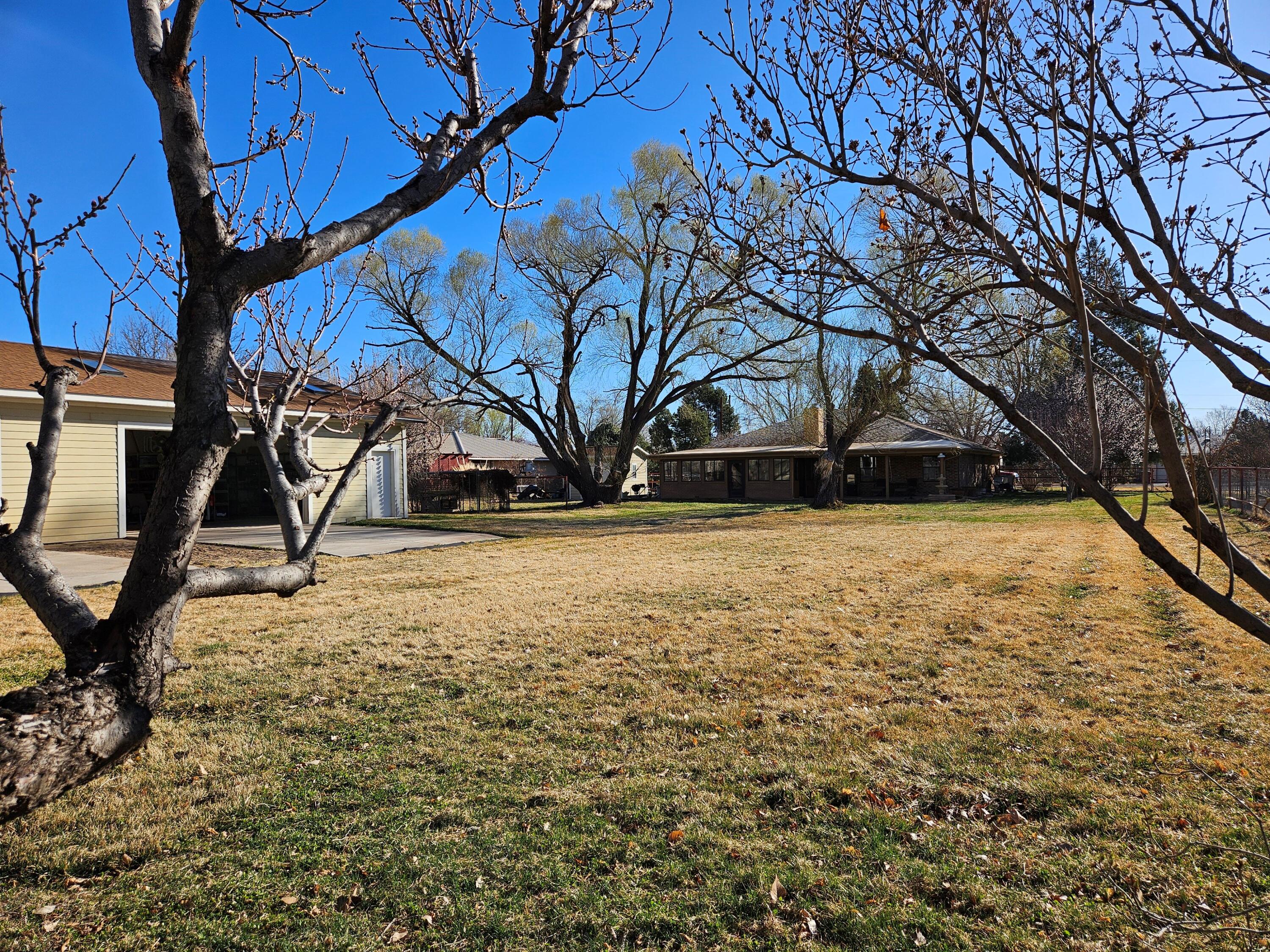 1025 Green Acres Lane