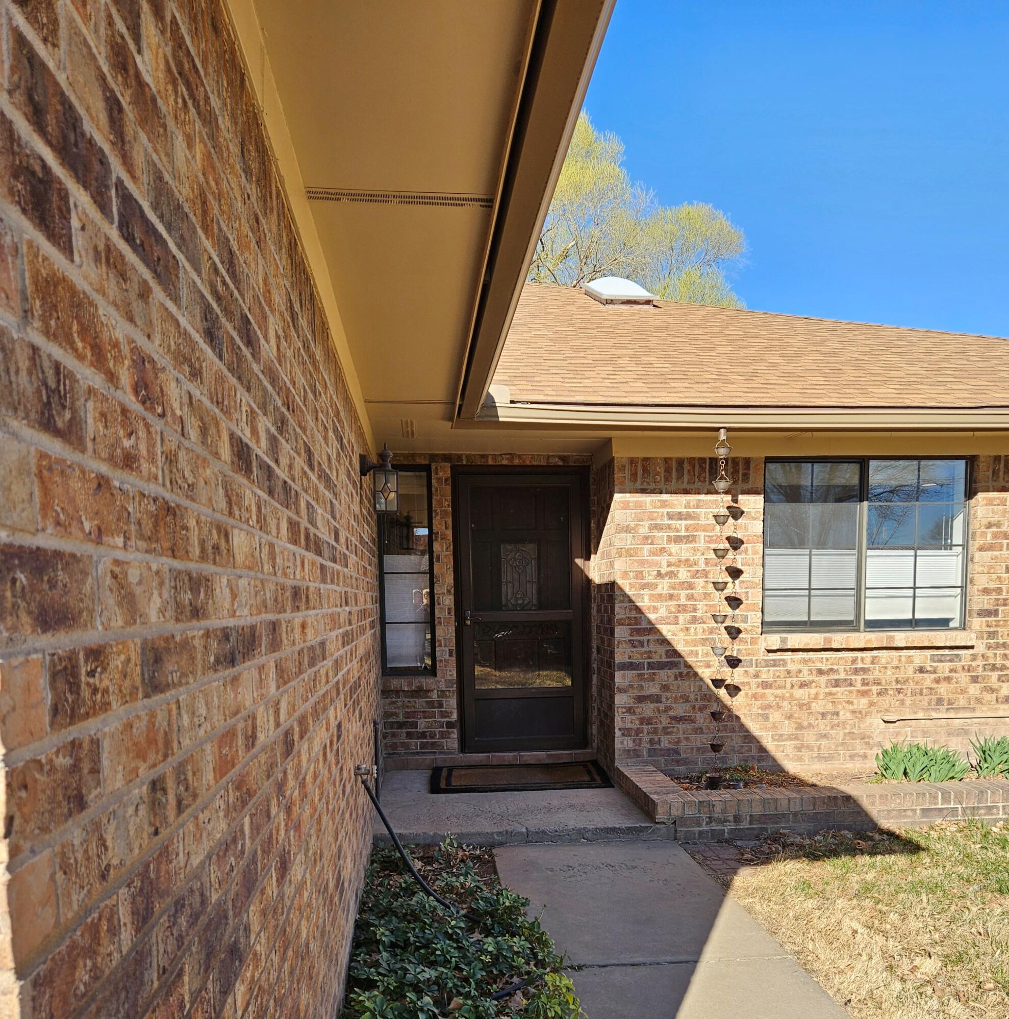 1025 Green Acres Lane