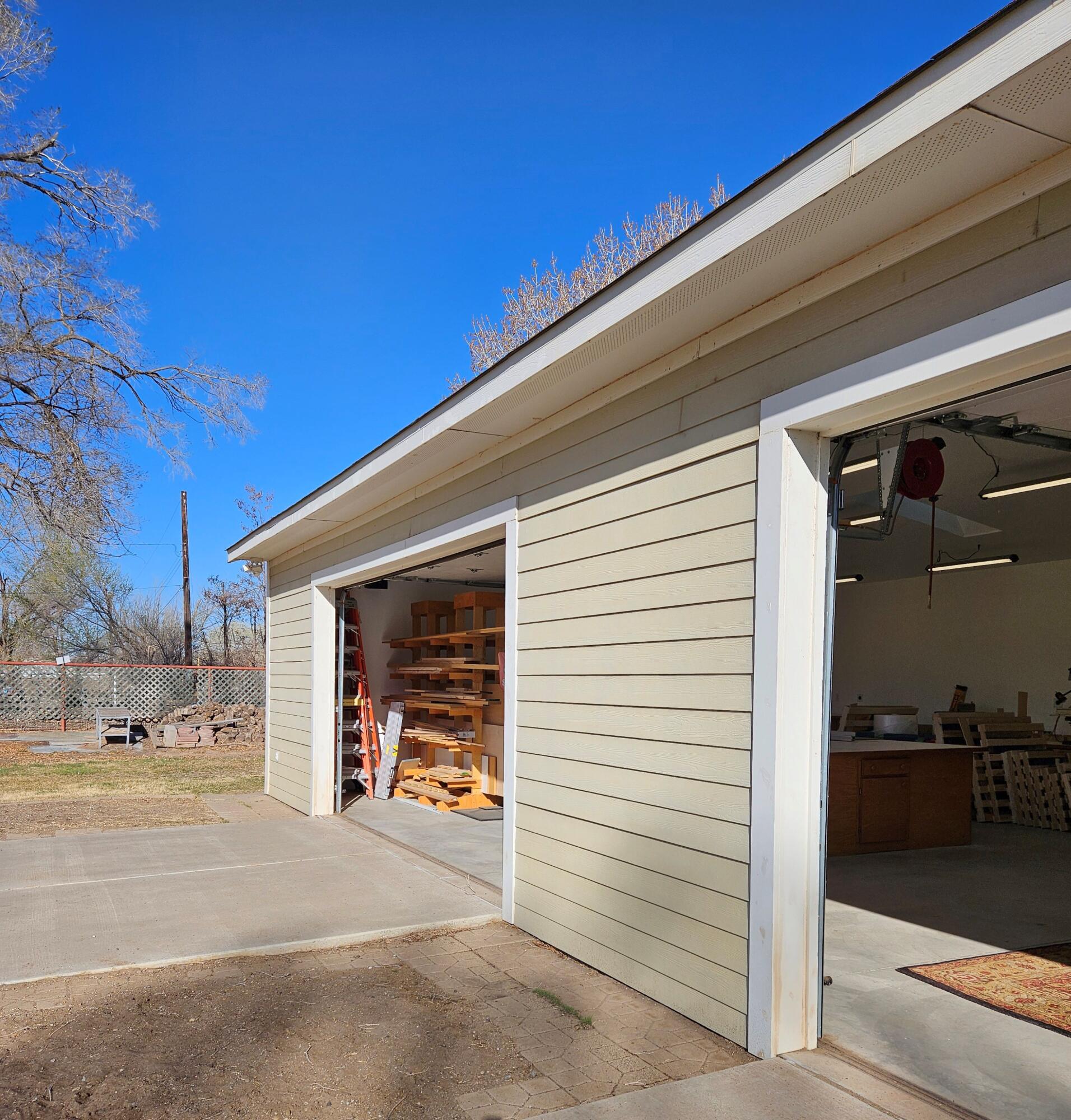 1025 Green Acres Lane