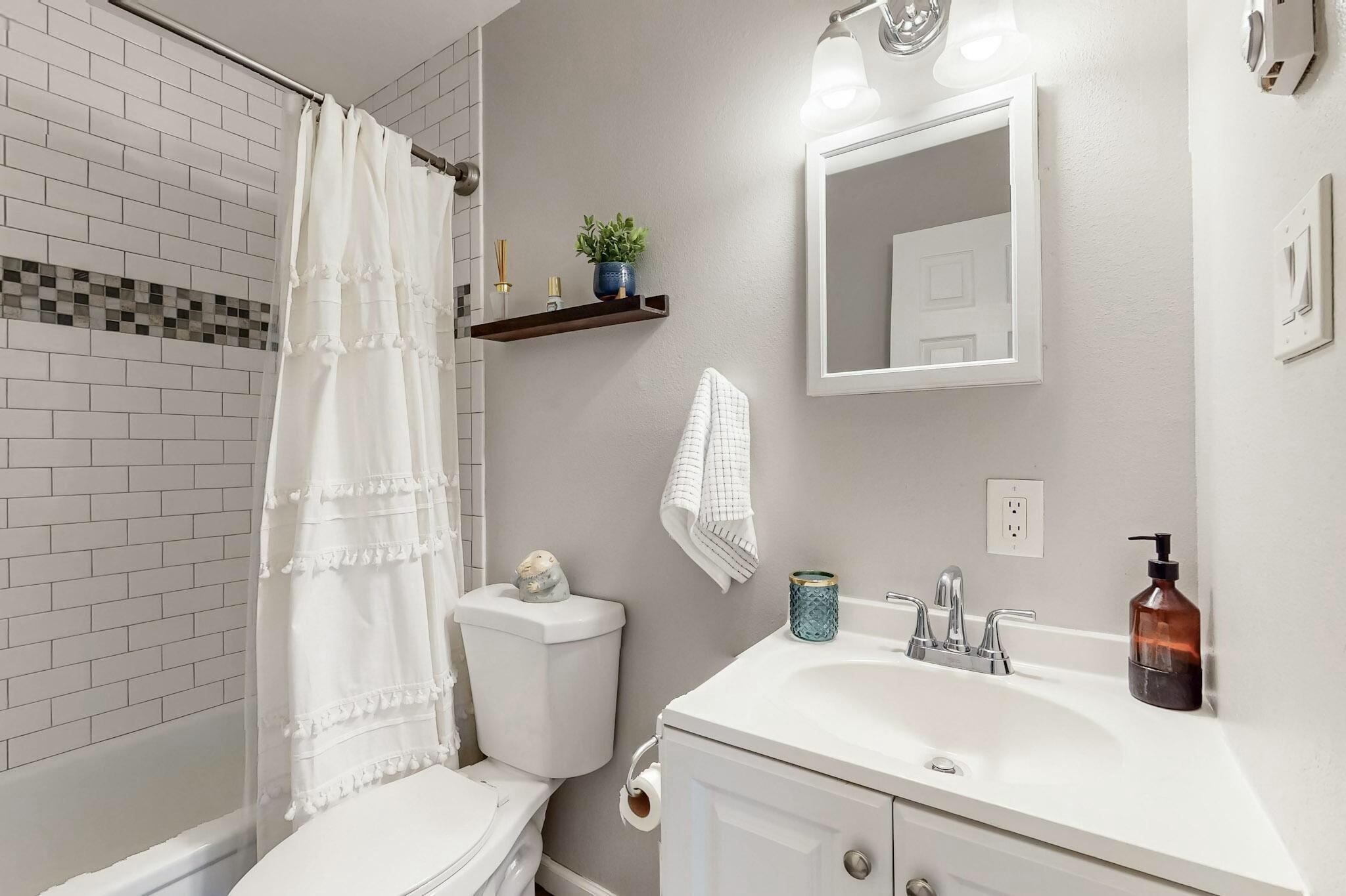 5020 ORION Avenue NW