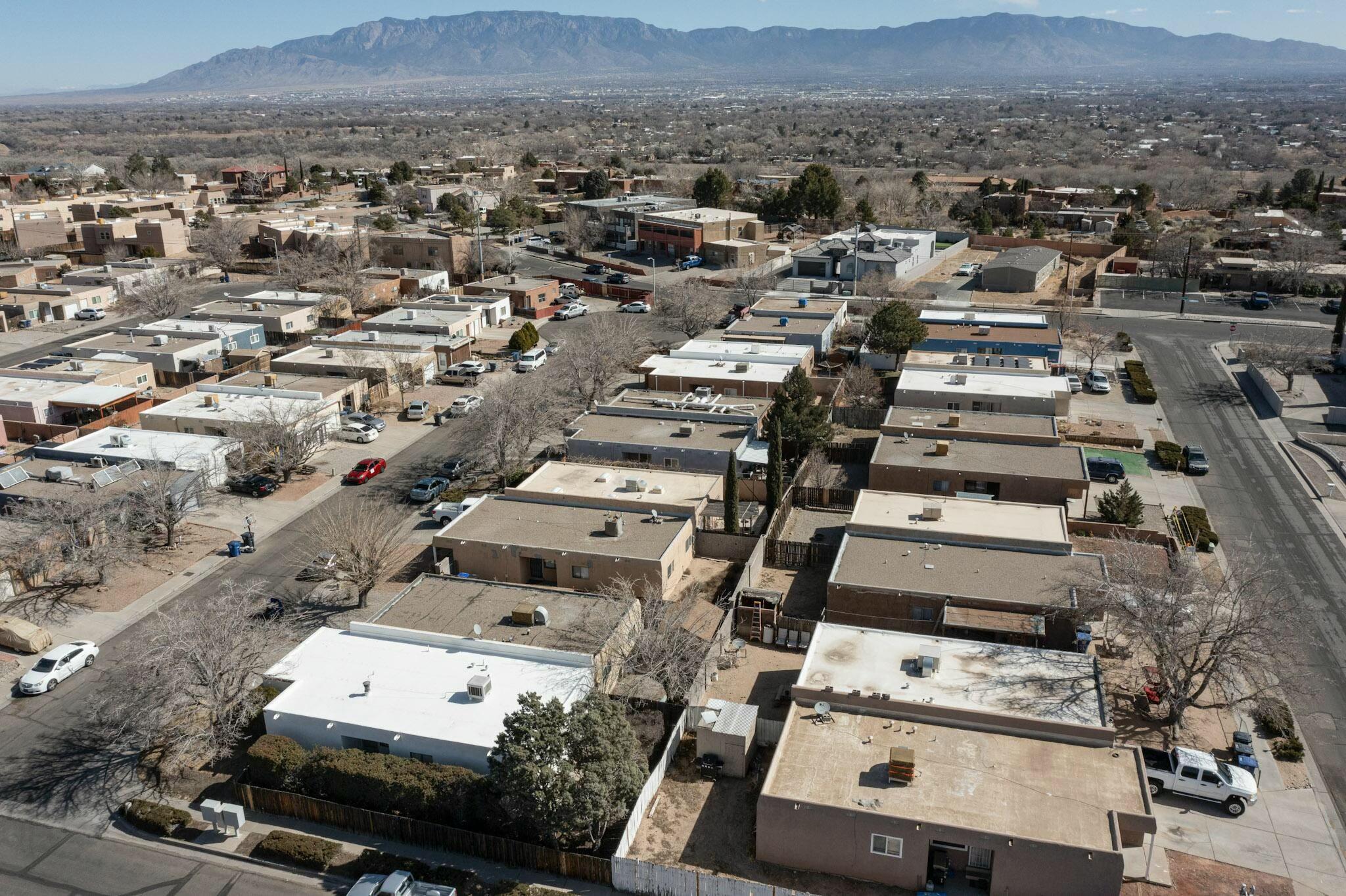 5020 ORION Avenue NW