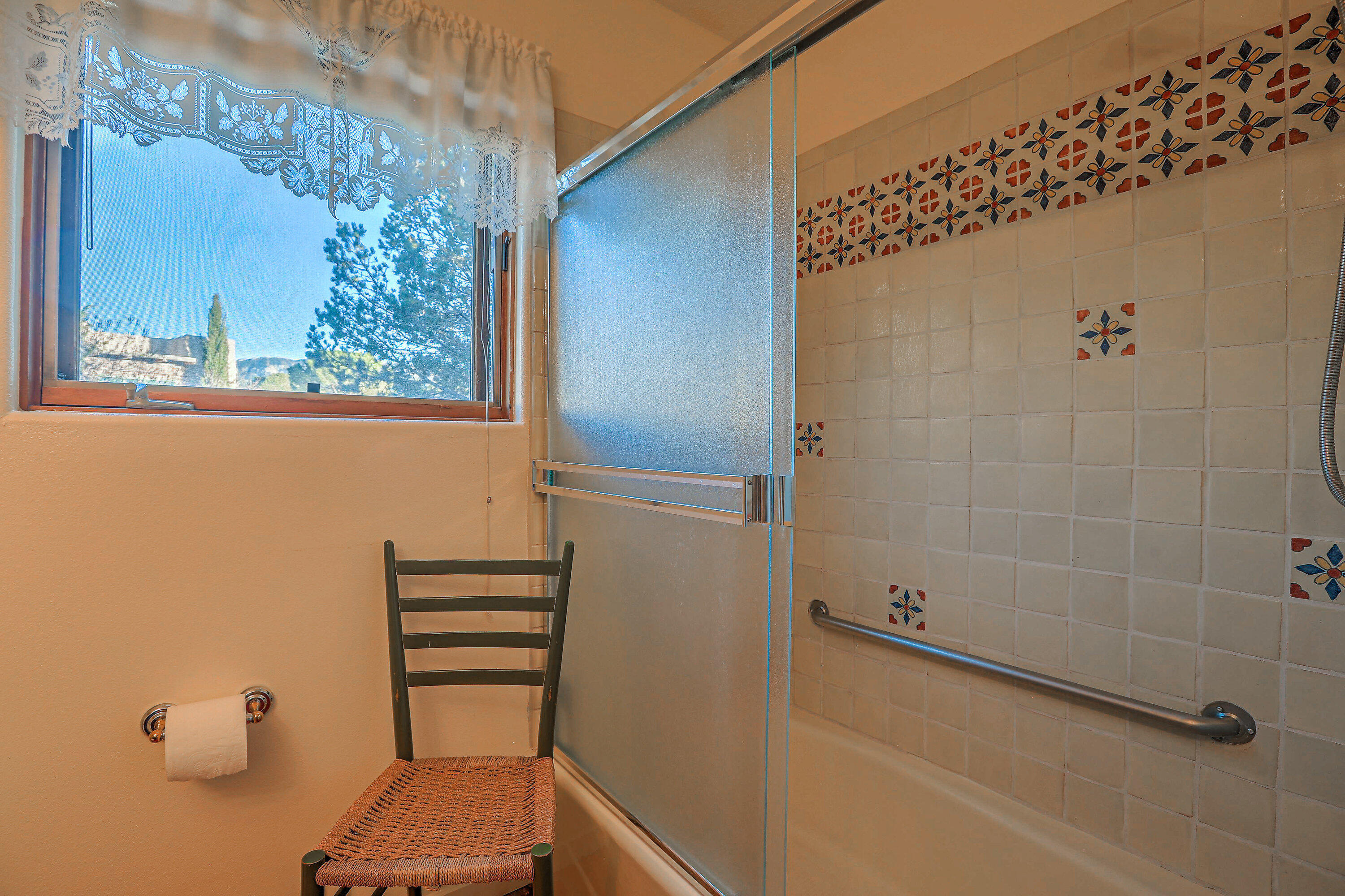 7723 CEDAR CANYON Court NE