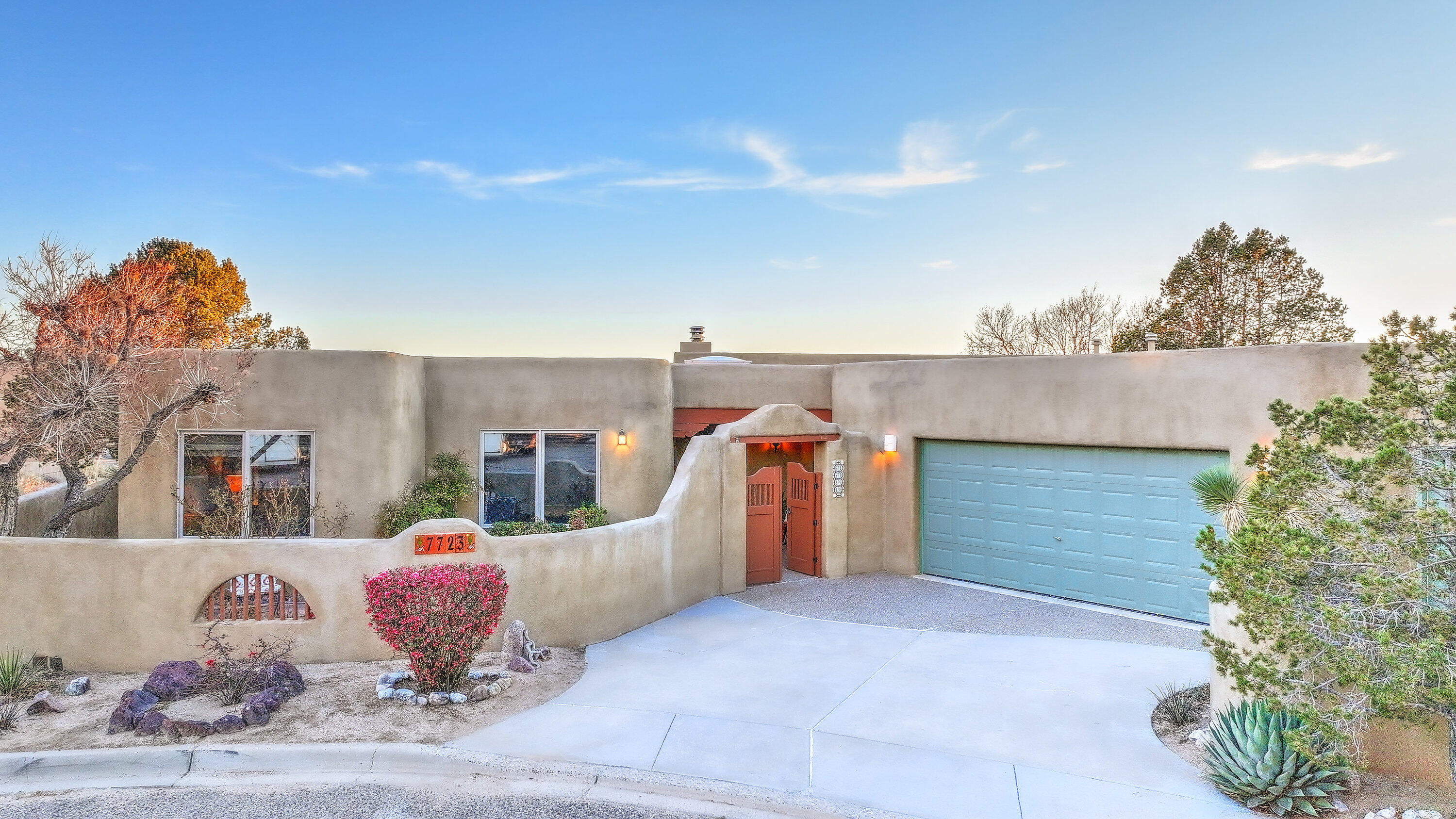 7723 CEDAR CANYON Court NE