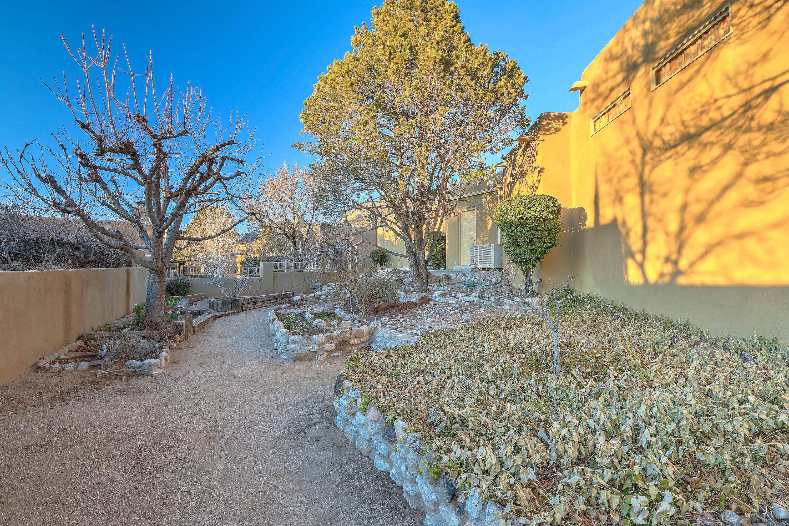 7723 CEDAR CANYON Court NE