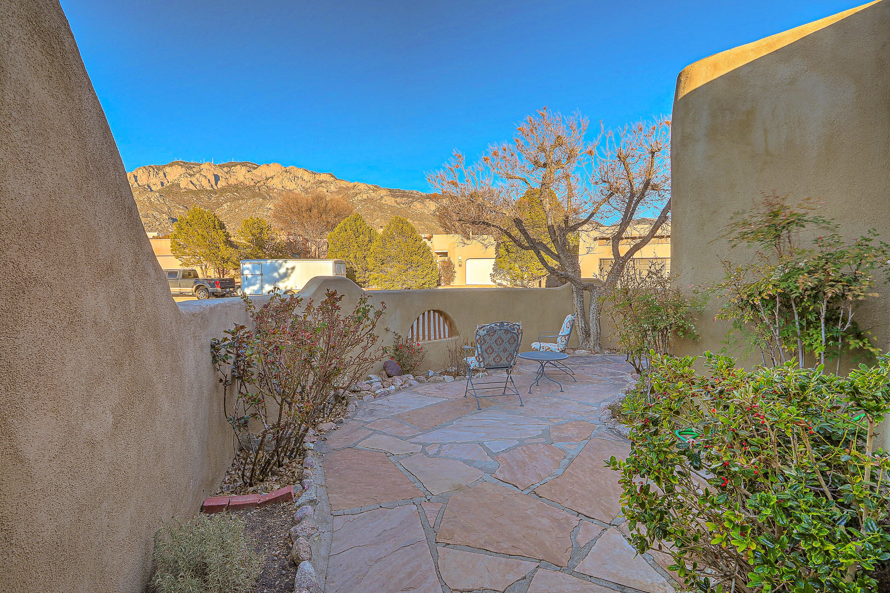 7723 CEDAR CANYON Court NE