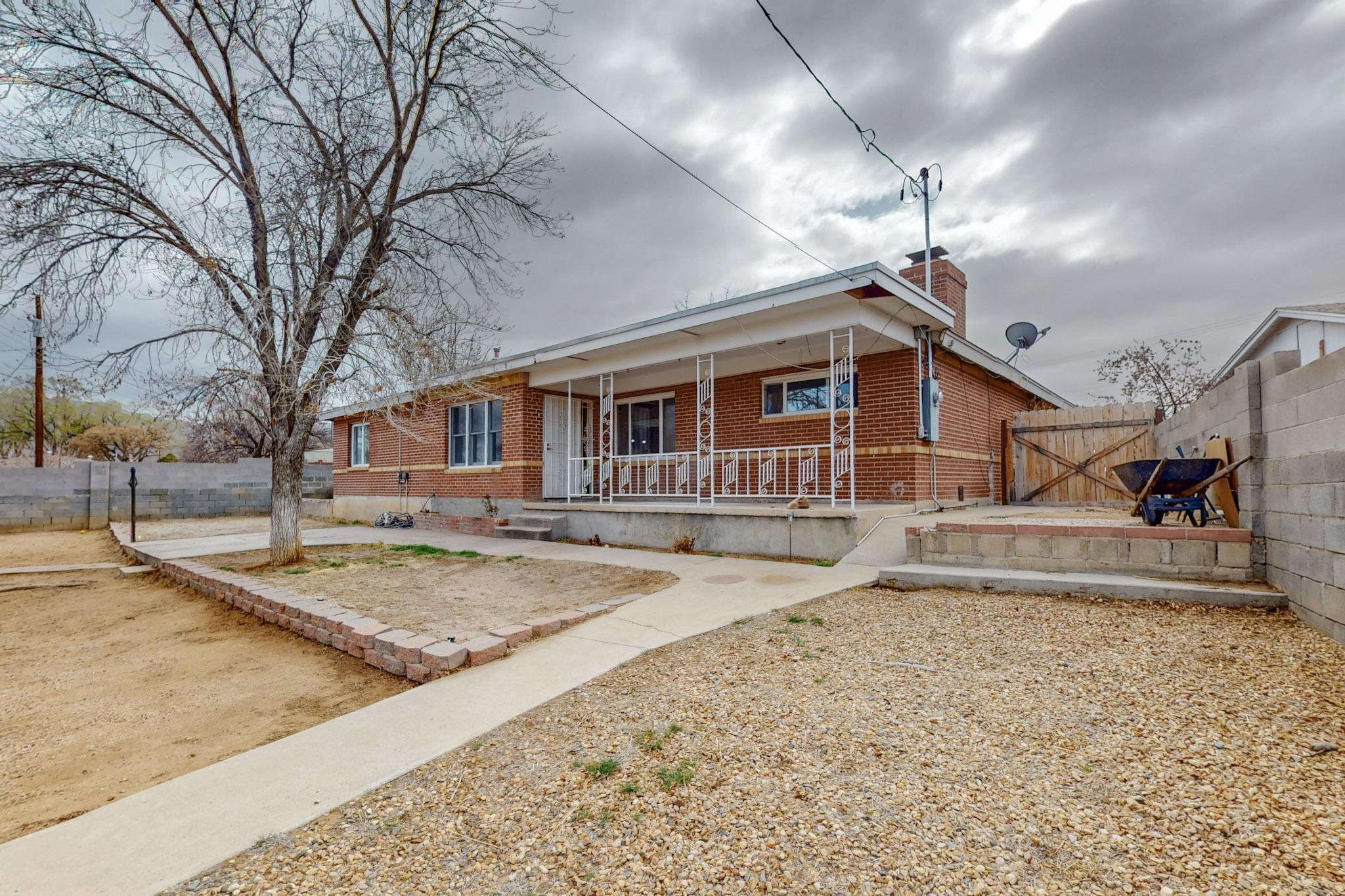 8703 WOODLAND Avenue NE