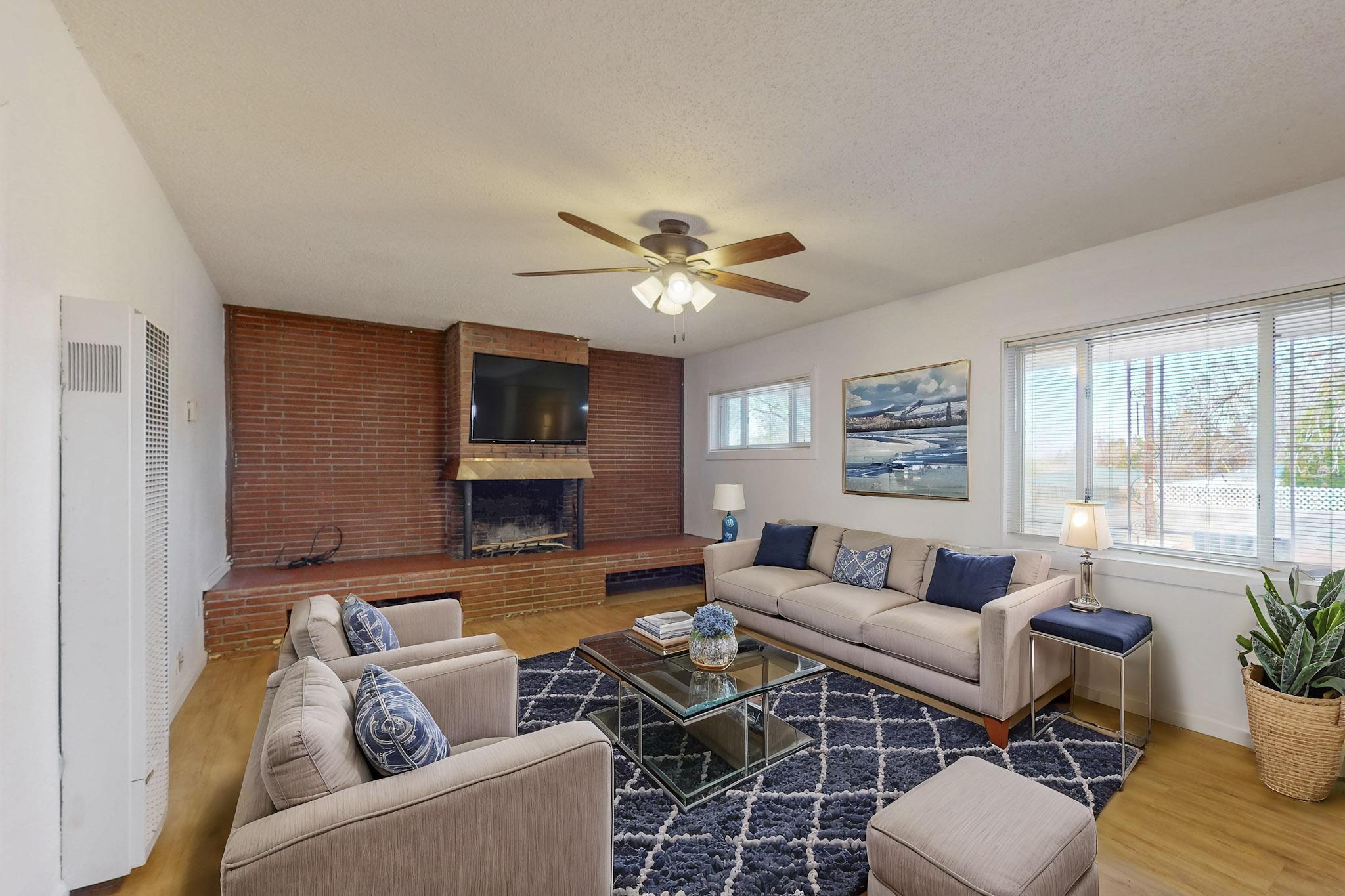 8703 WOODLAND Avenue NE