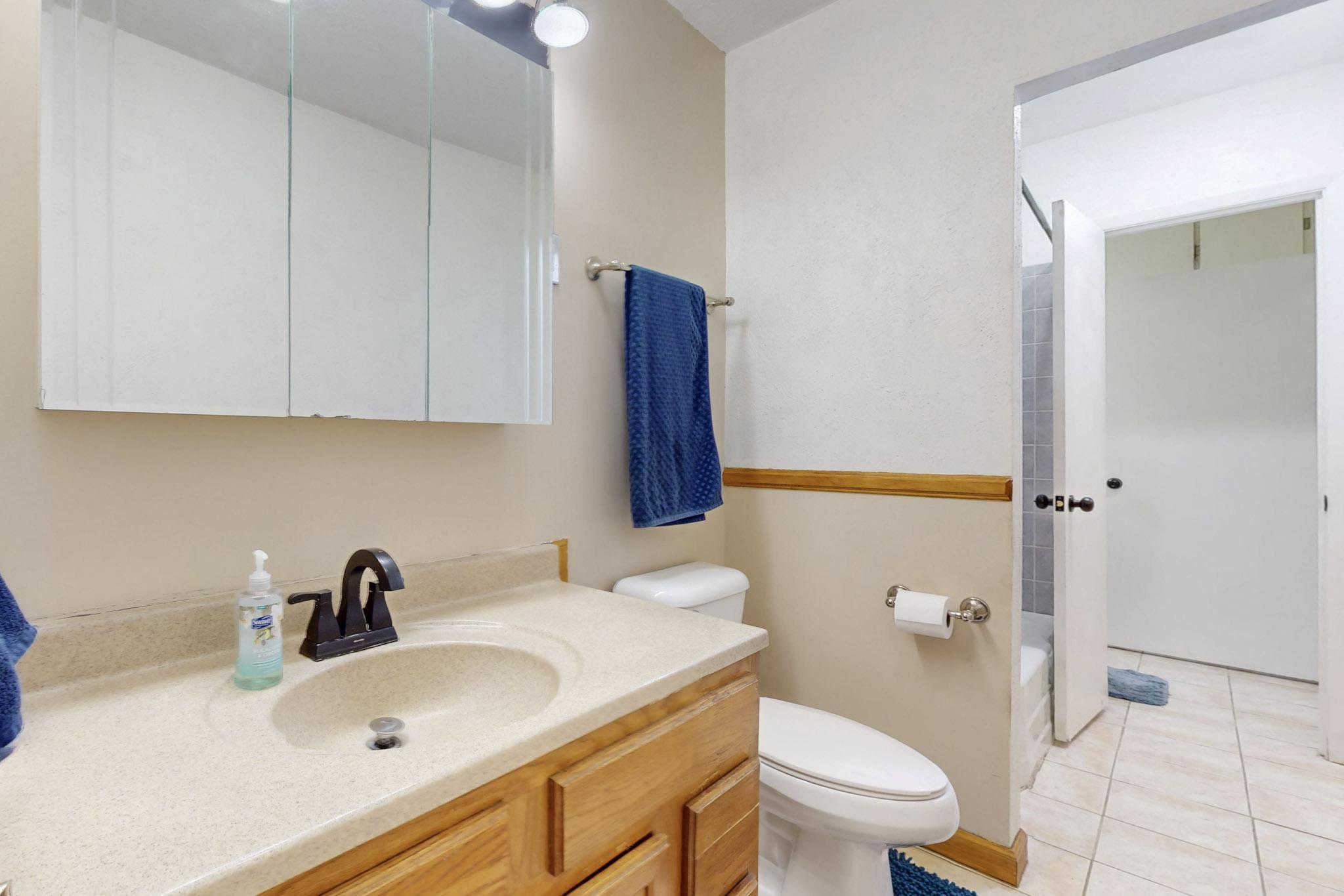 8703 WOODLAND Avenue NE