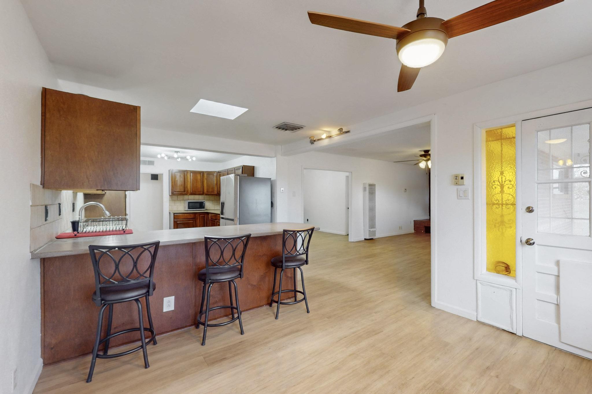 8703 WOODLAND Avenue NE