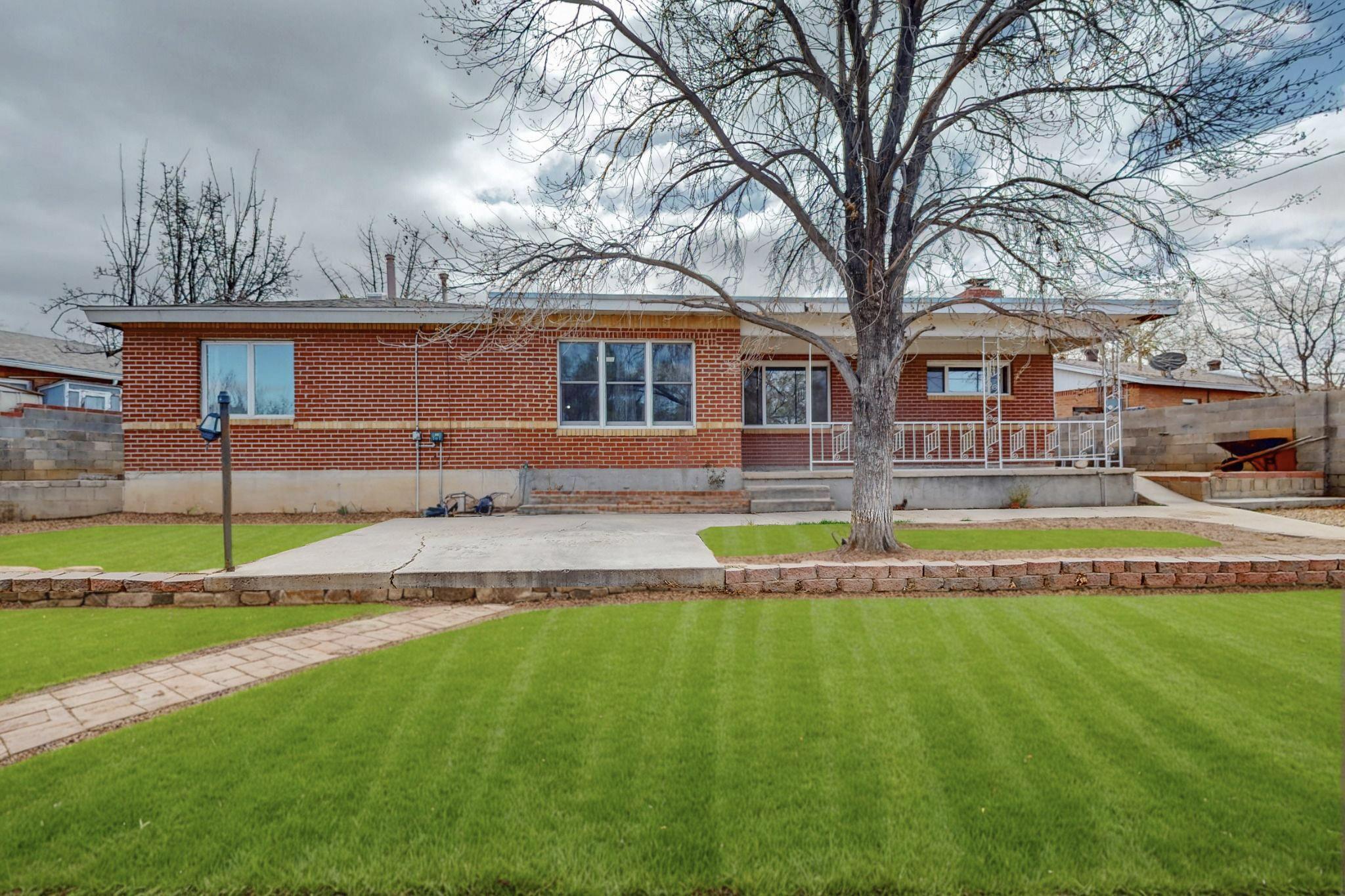 8703 WOODLAND Avenue NE