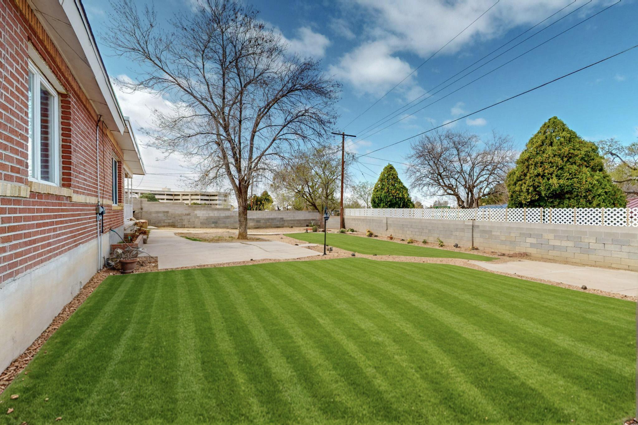 8703 WOODLAND Avenue NE