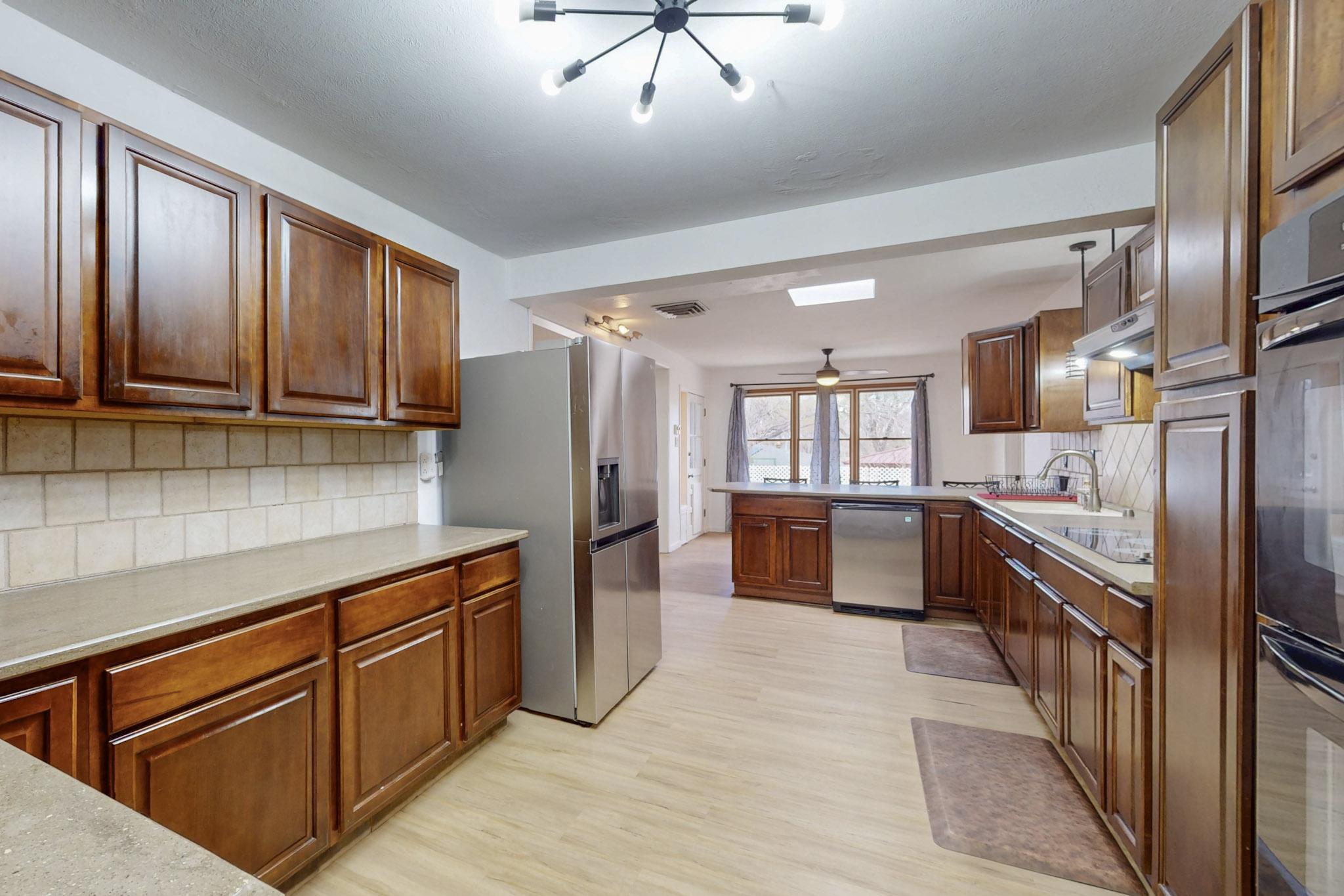 8703 WOODLAND Avenue NE