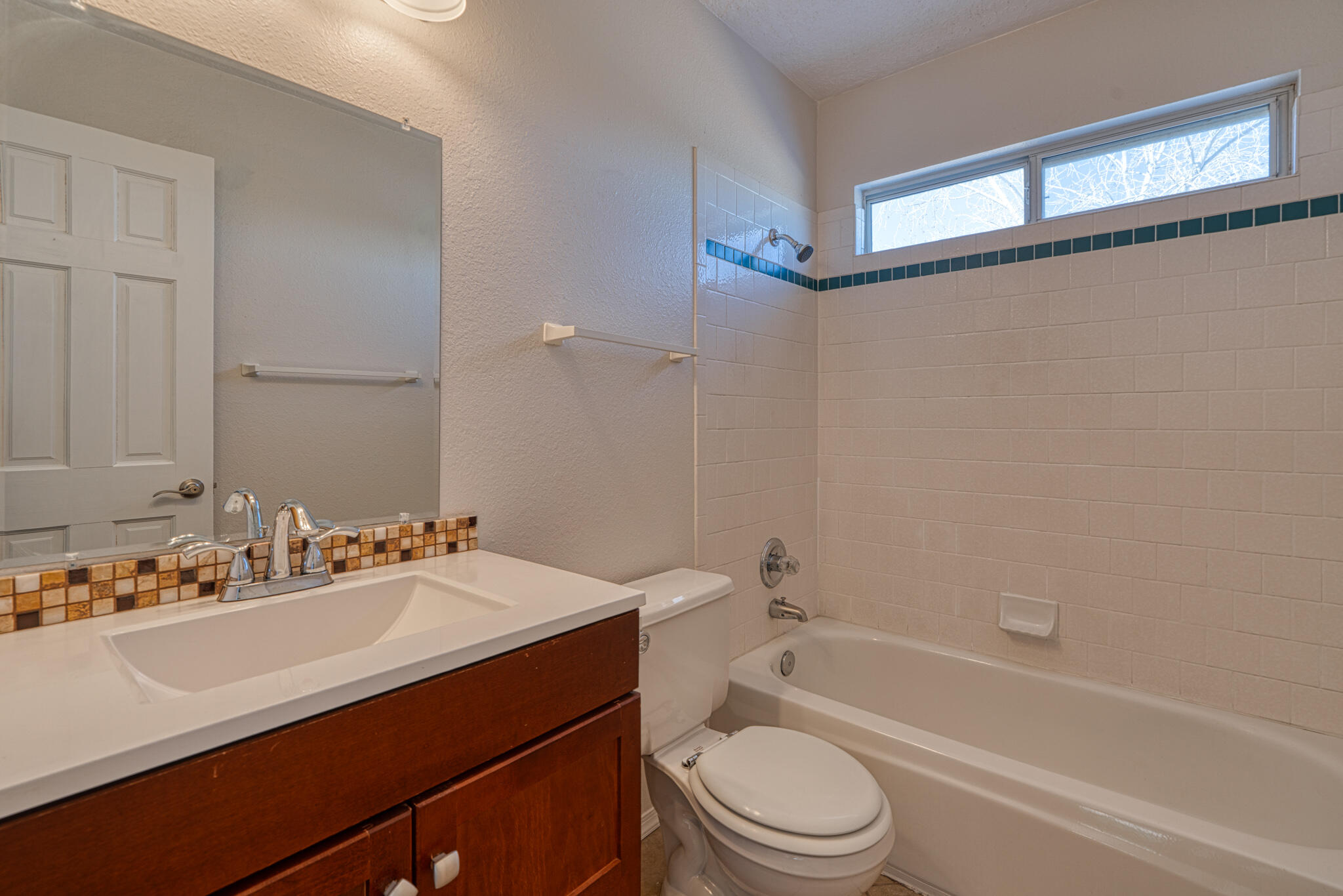 17 APACHE PLUME Road