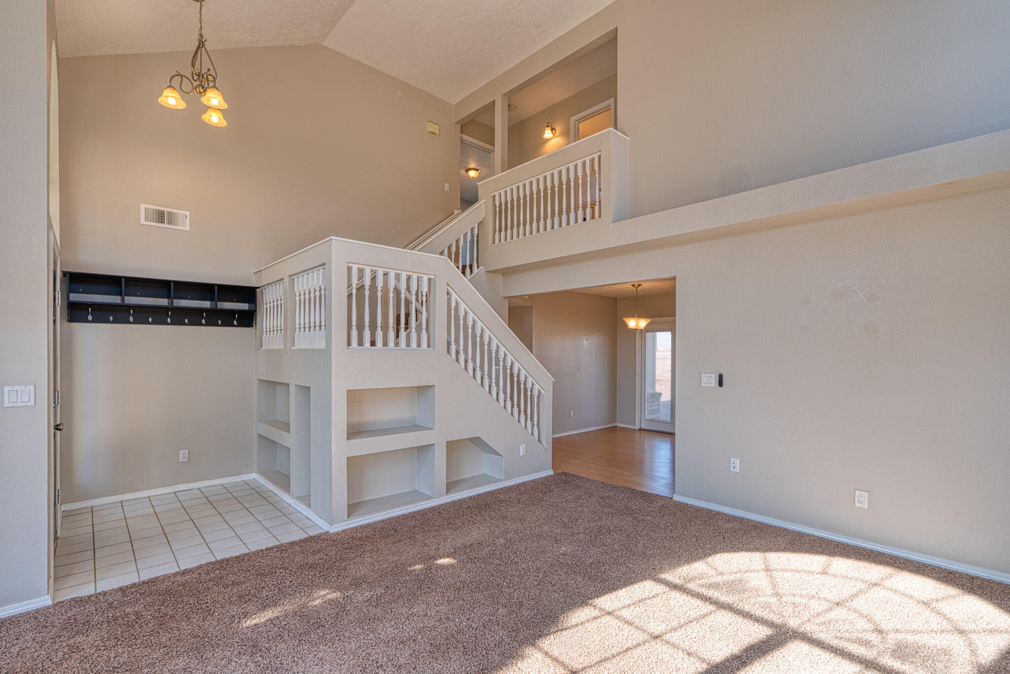 17 APACHE PLUME Road