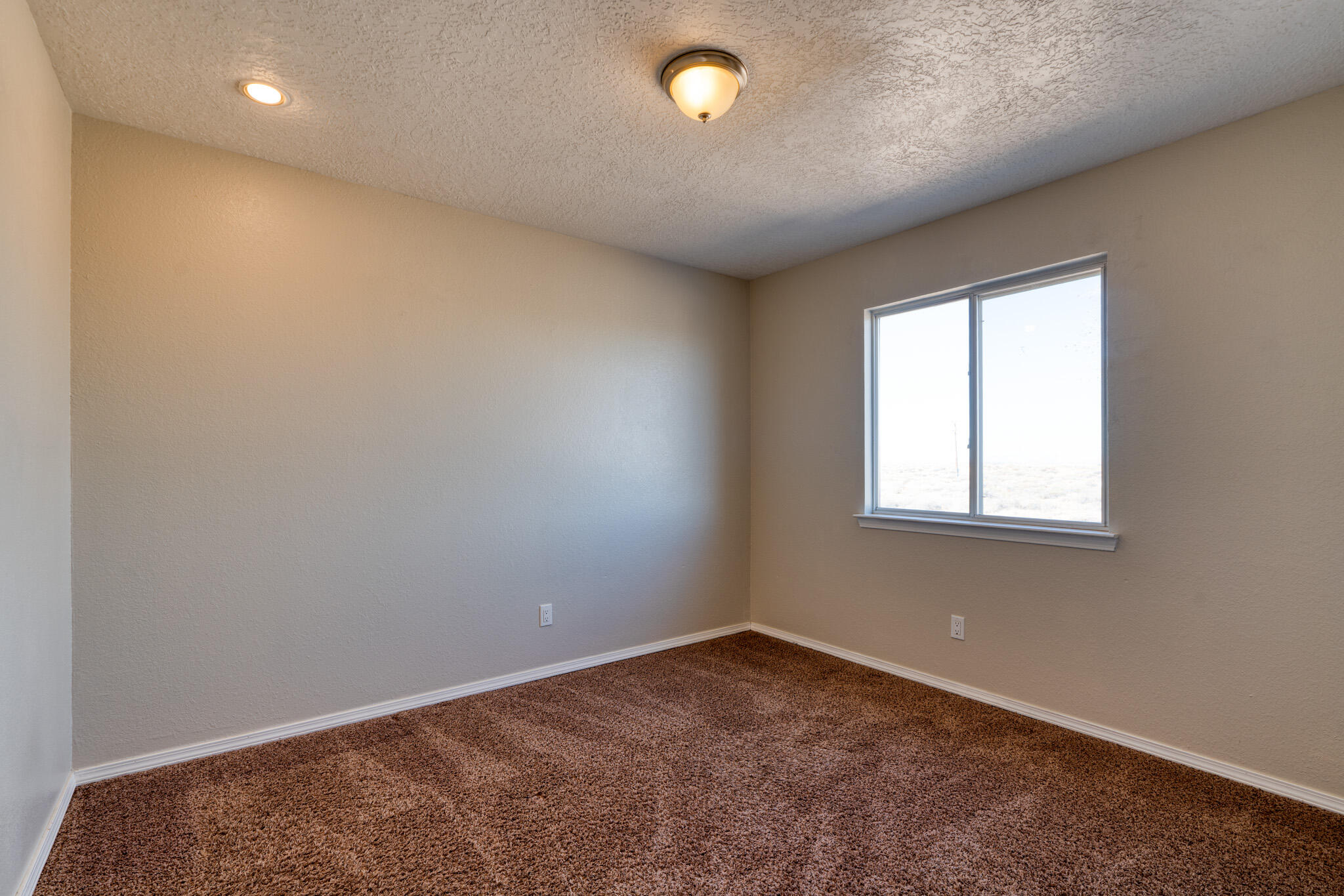 17 APACHE PLUME Road