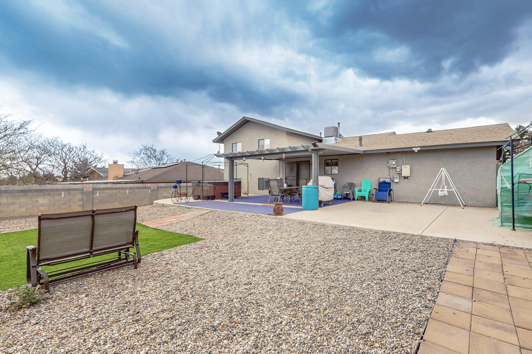 5204 SPINNING WHEEL Road NW