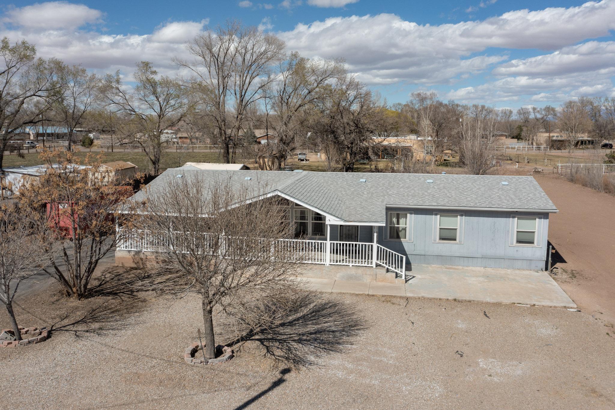 25 WEAVER Road