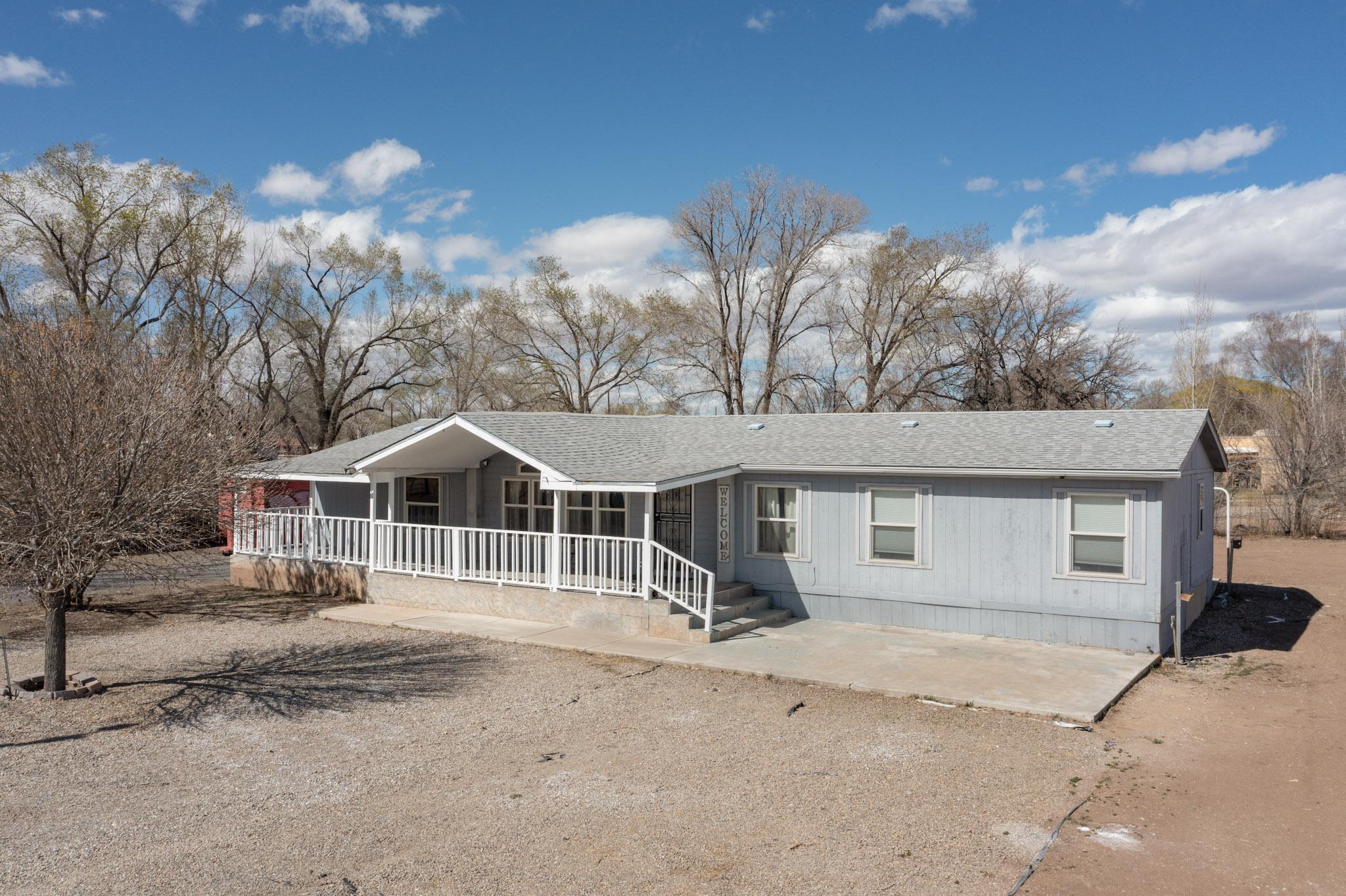 25 WEAVER Road