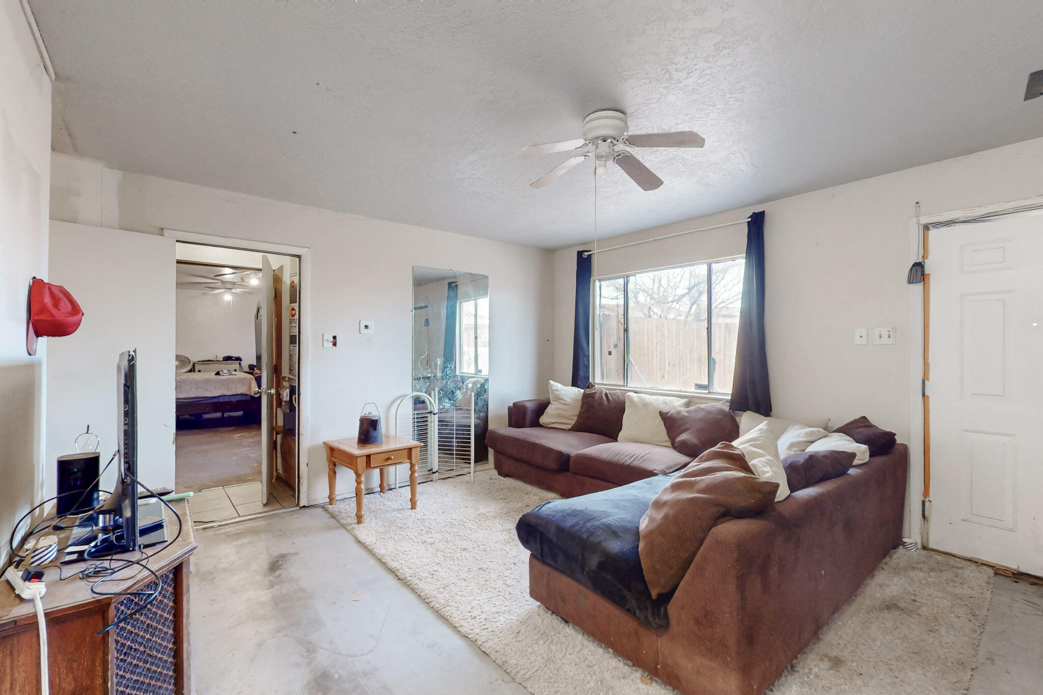 513 NUVES Court NW