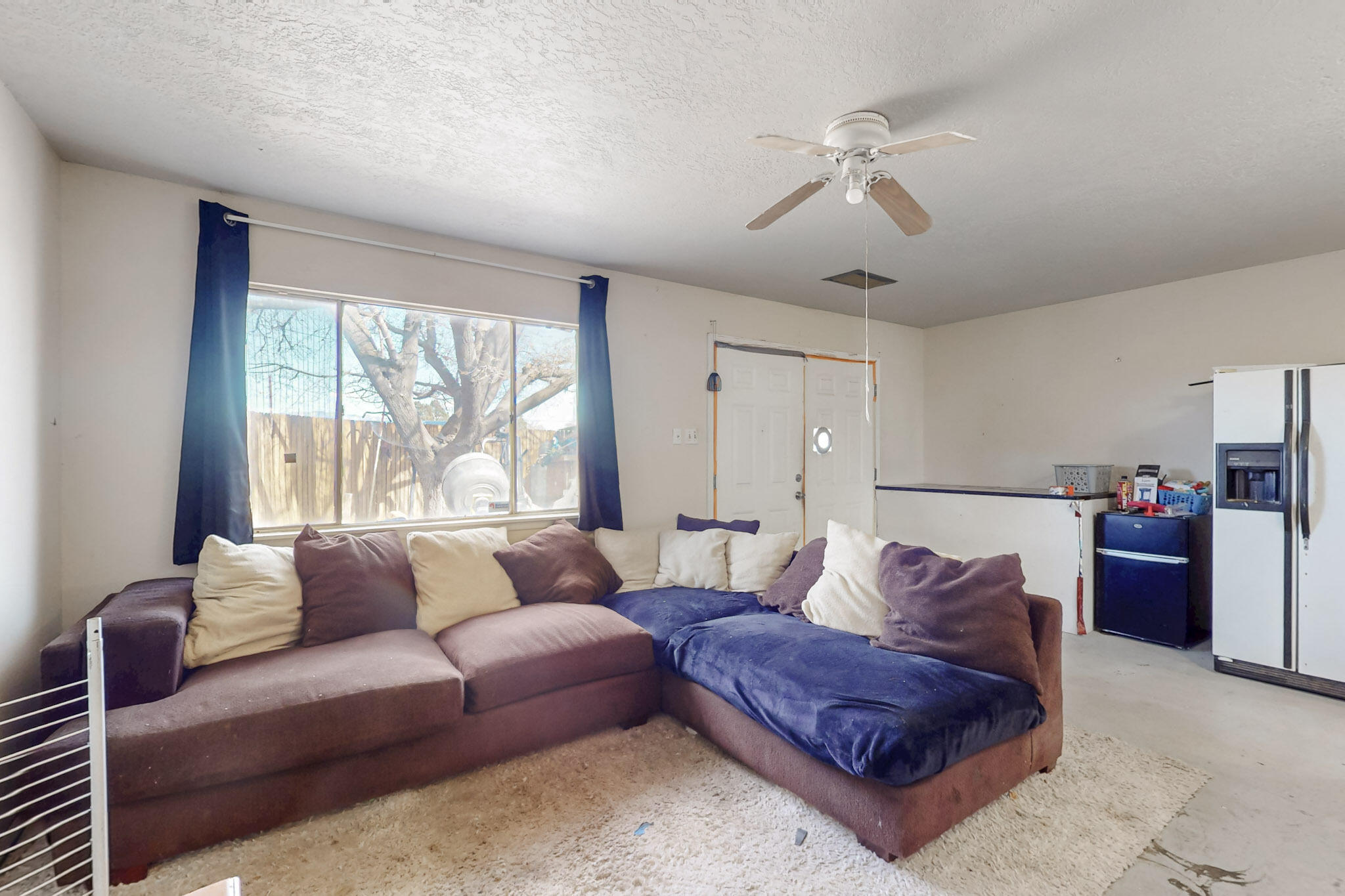 513 NUVES Court NW