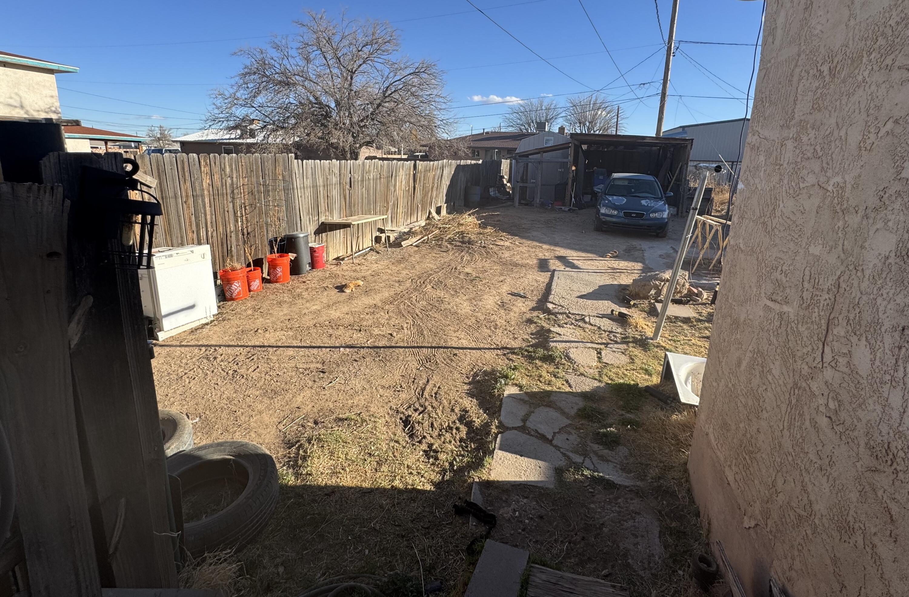 1205 W Delgado Avenue