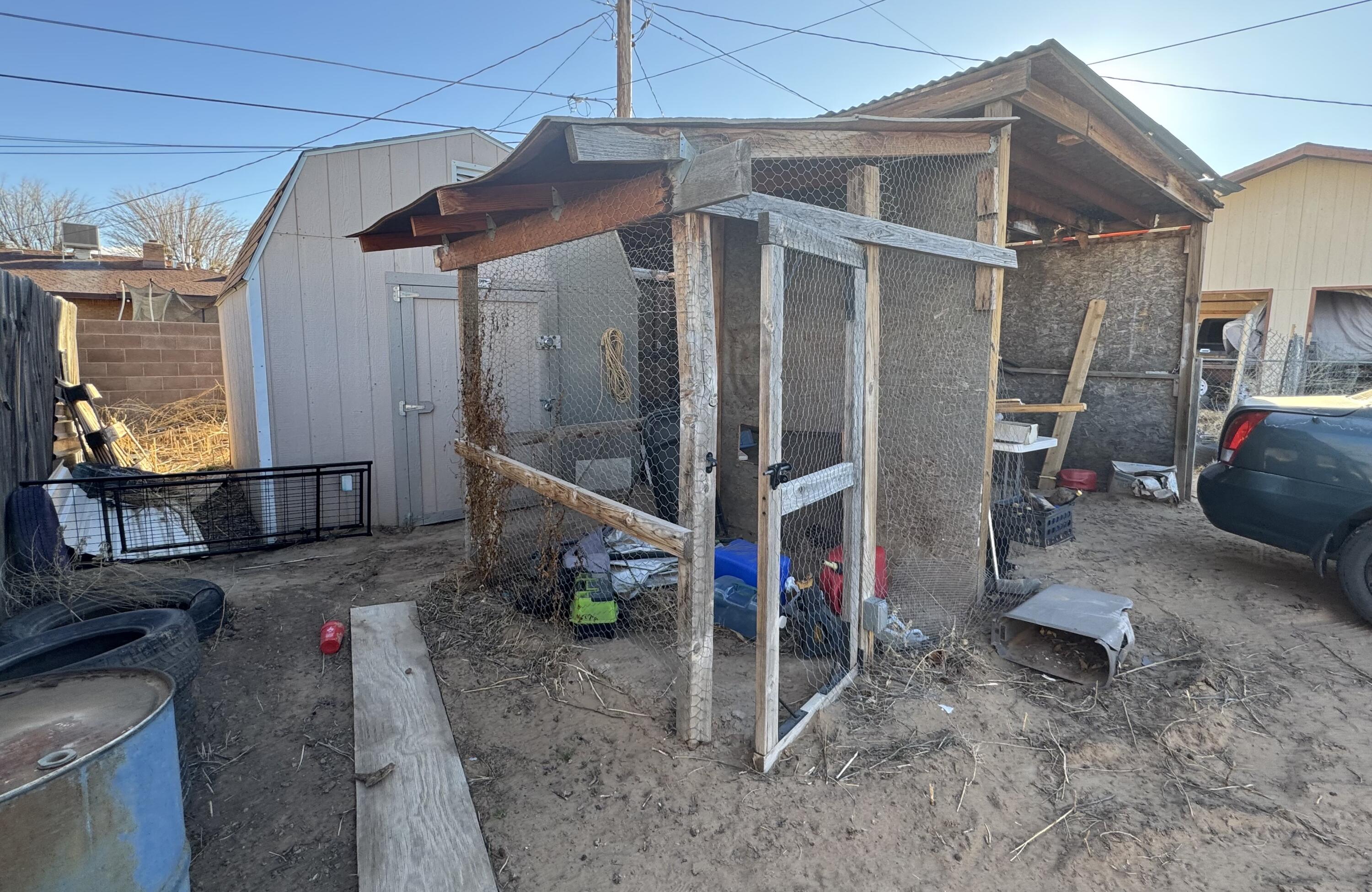 1205 W Delgado Avenue