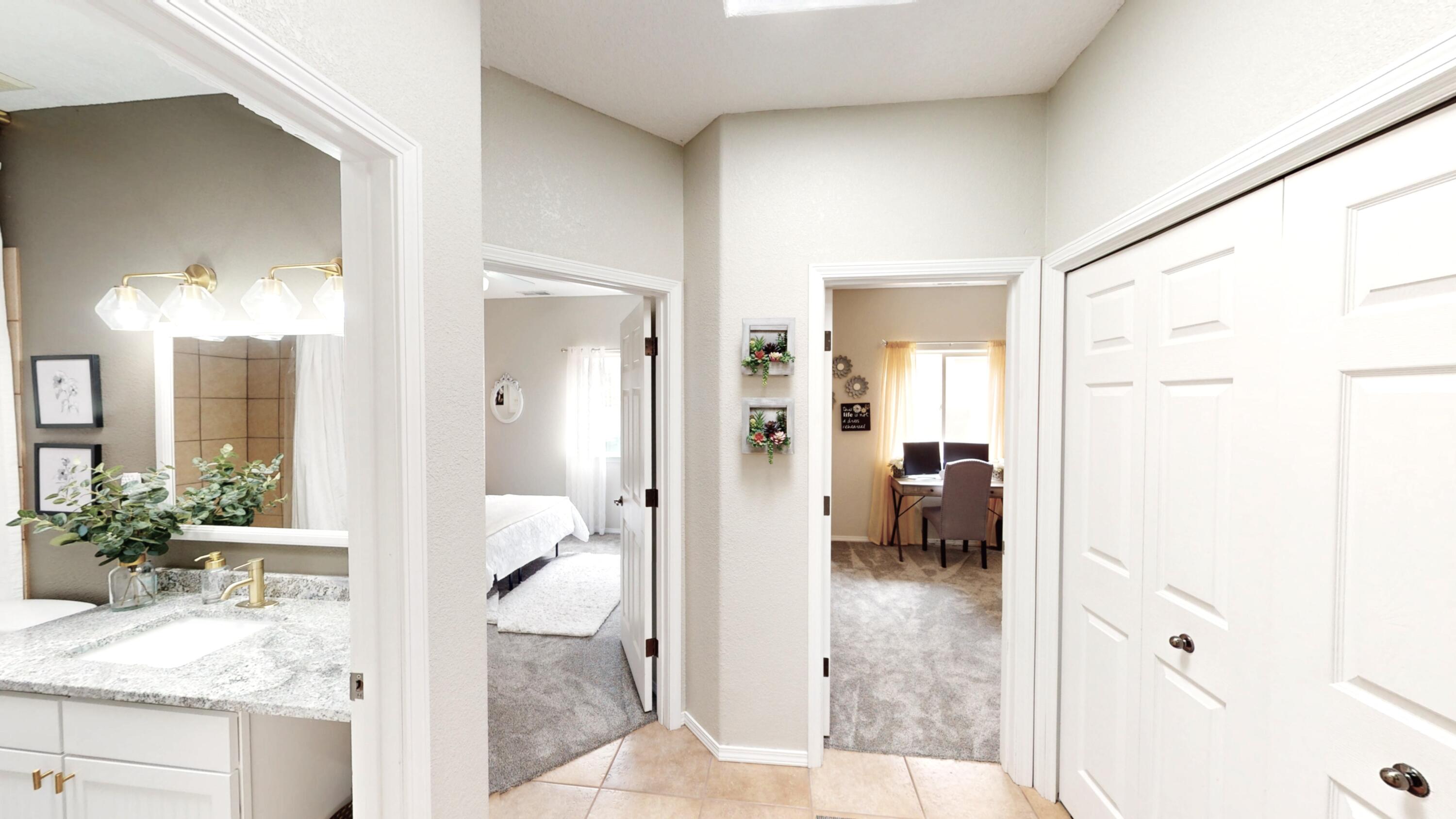 4412 DESERT CHICORY Court SE
