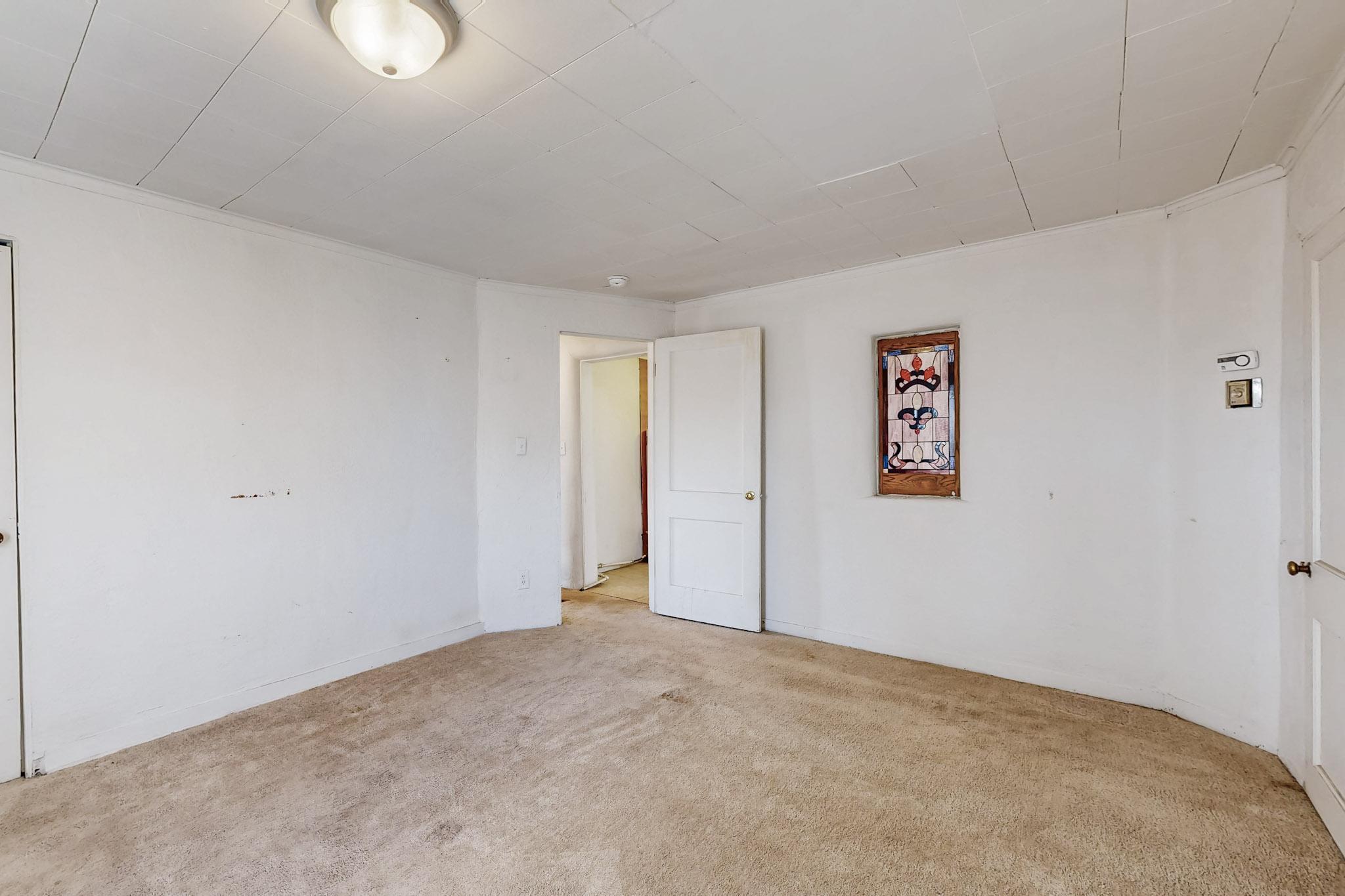 321 WISCONSIN Street NE