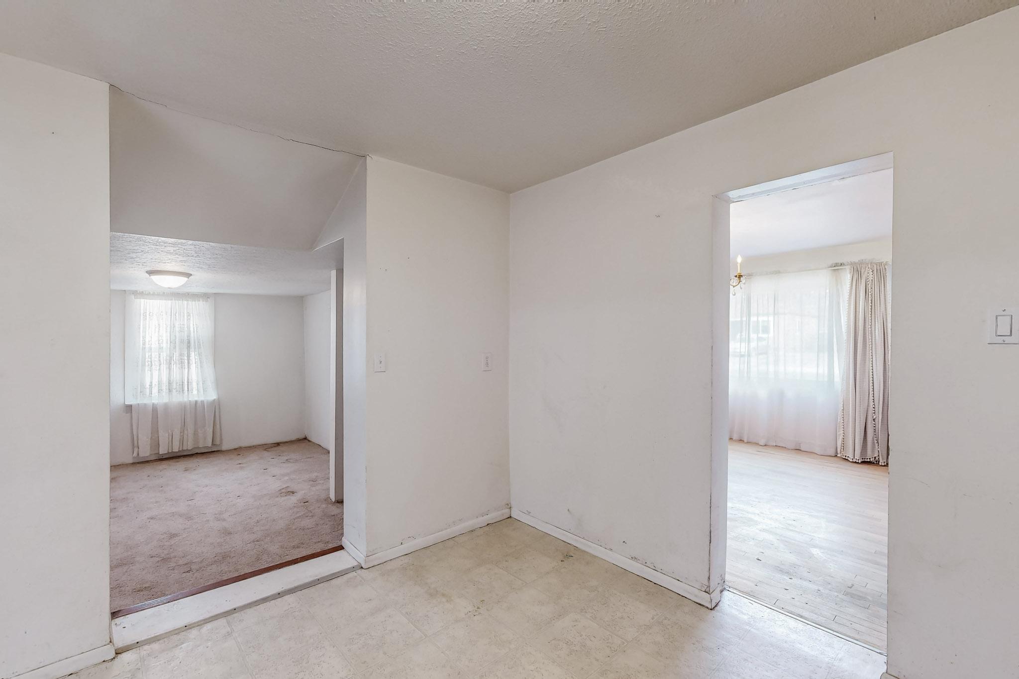 321 WISCONSIN Street NE