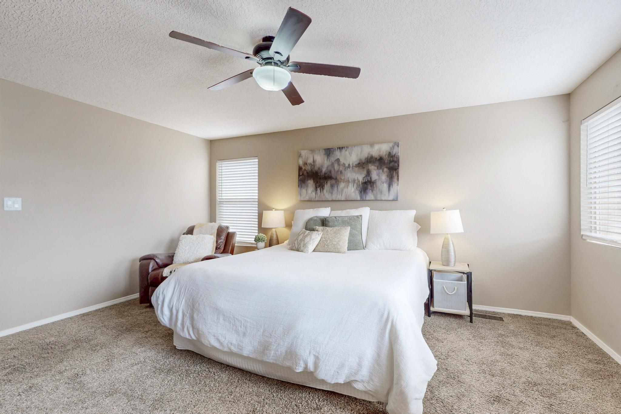 3305 COCHITI Street NE