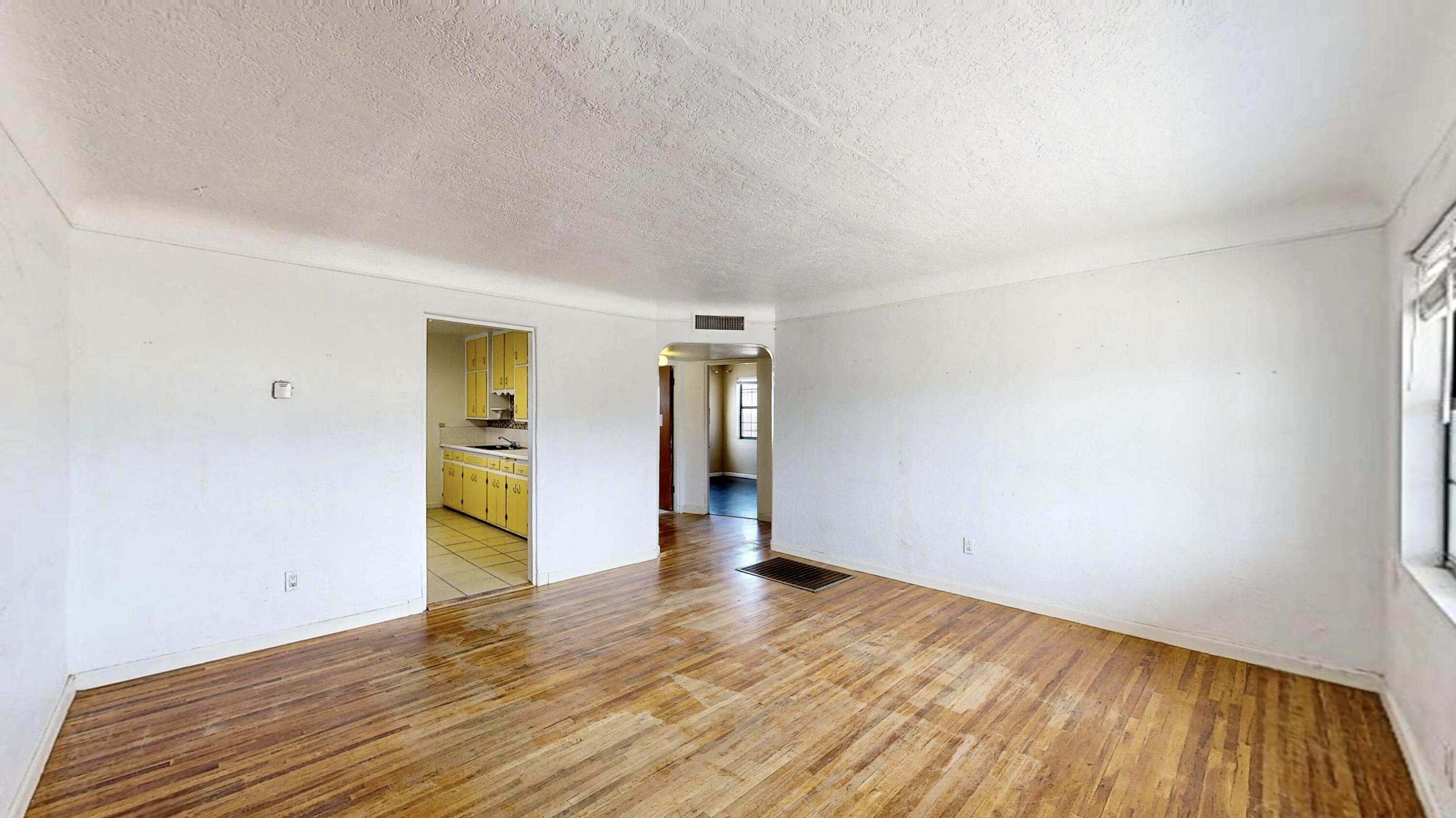 501 DAKOTA Street SE